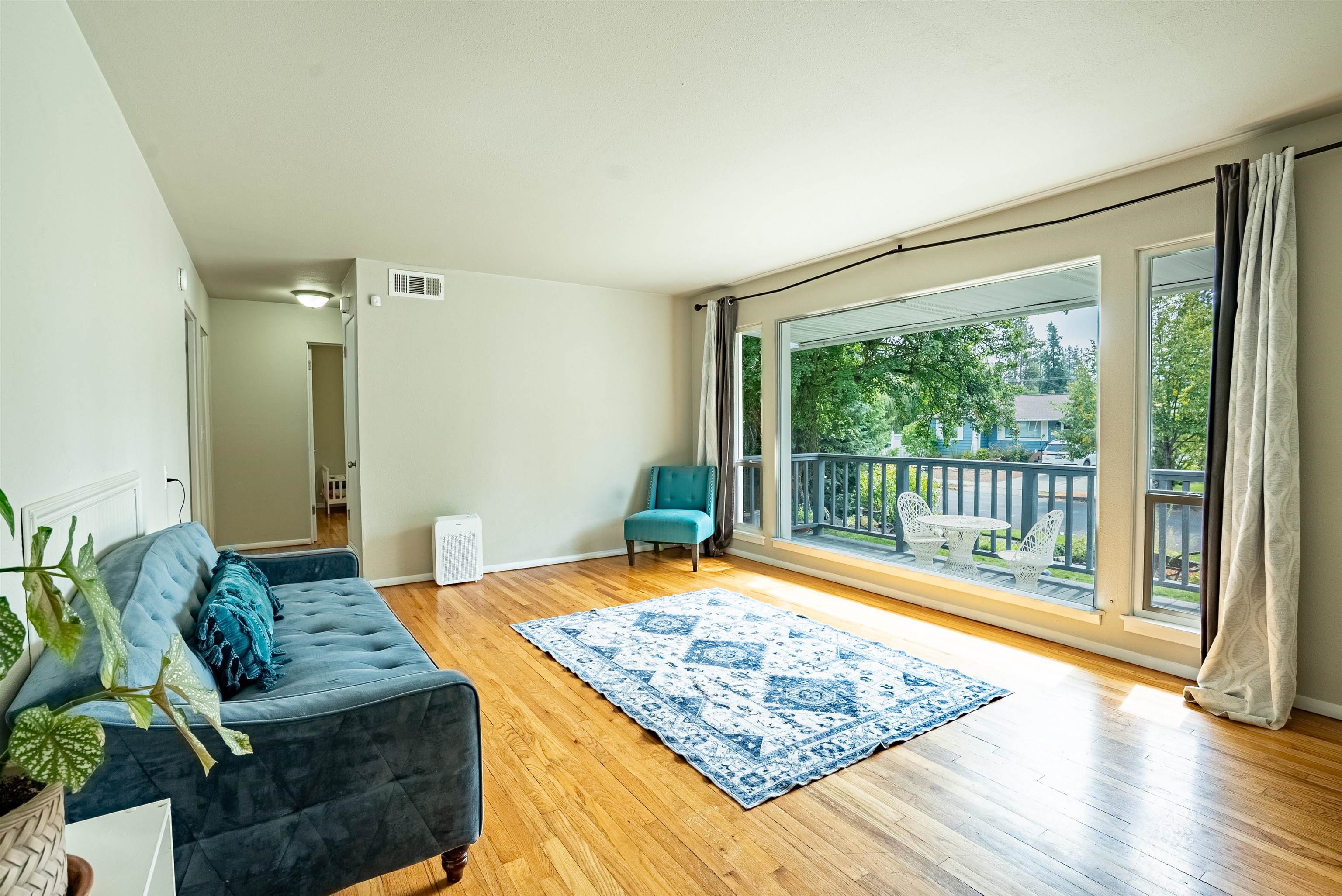 1201 E 36th Ave - Photo 4