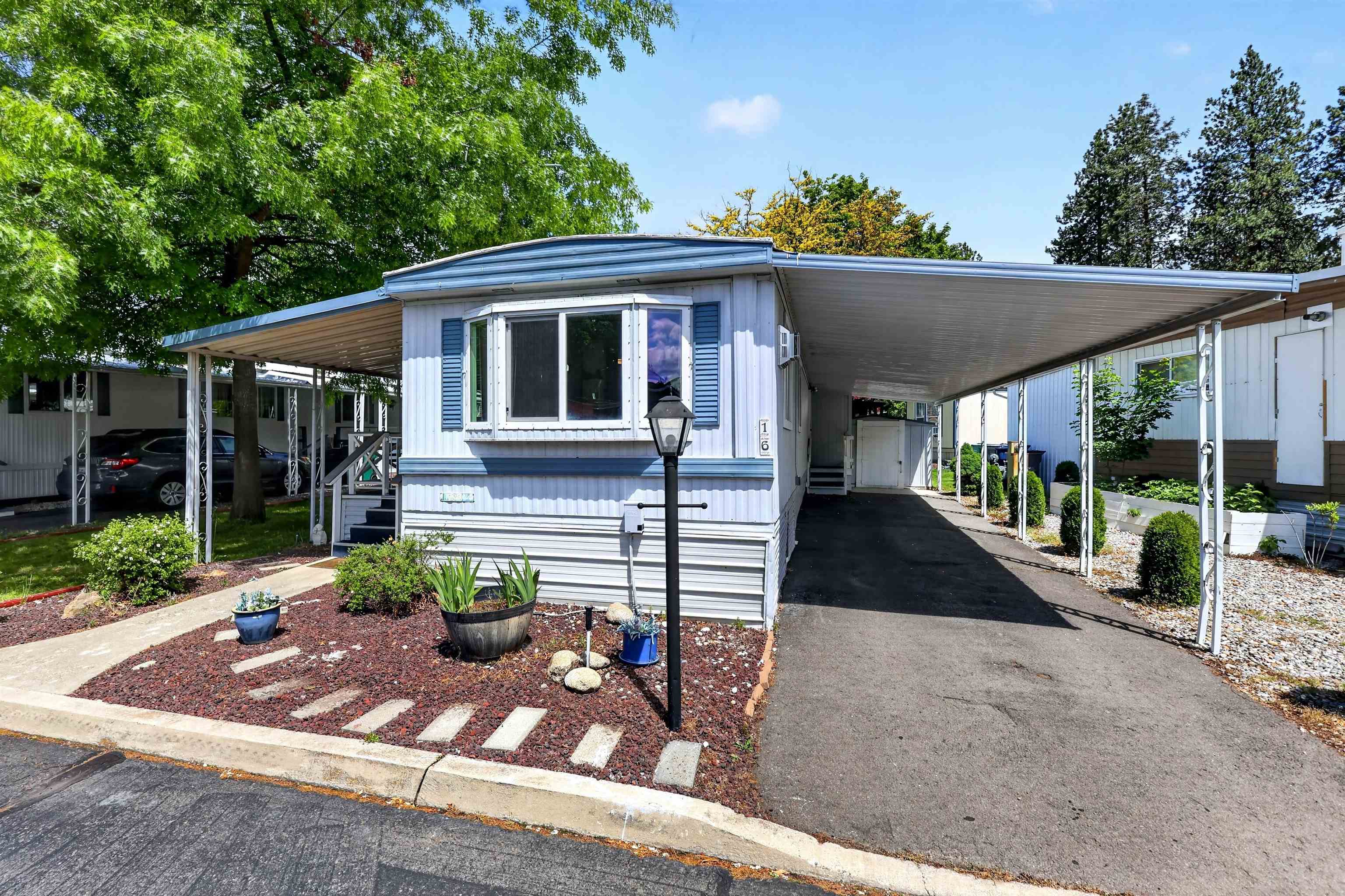 208 S Neyland Rd - Photo 8