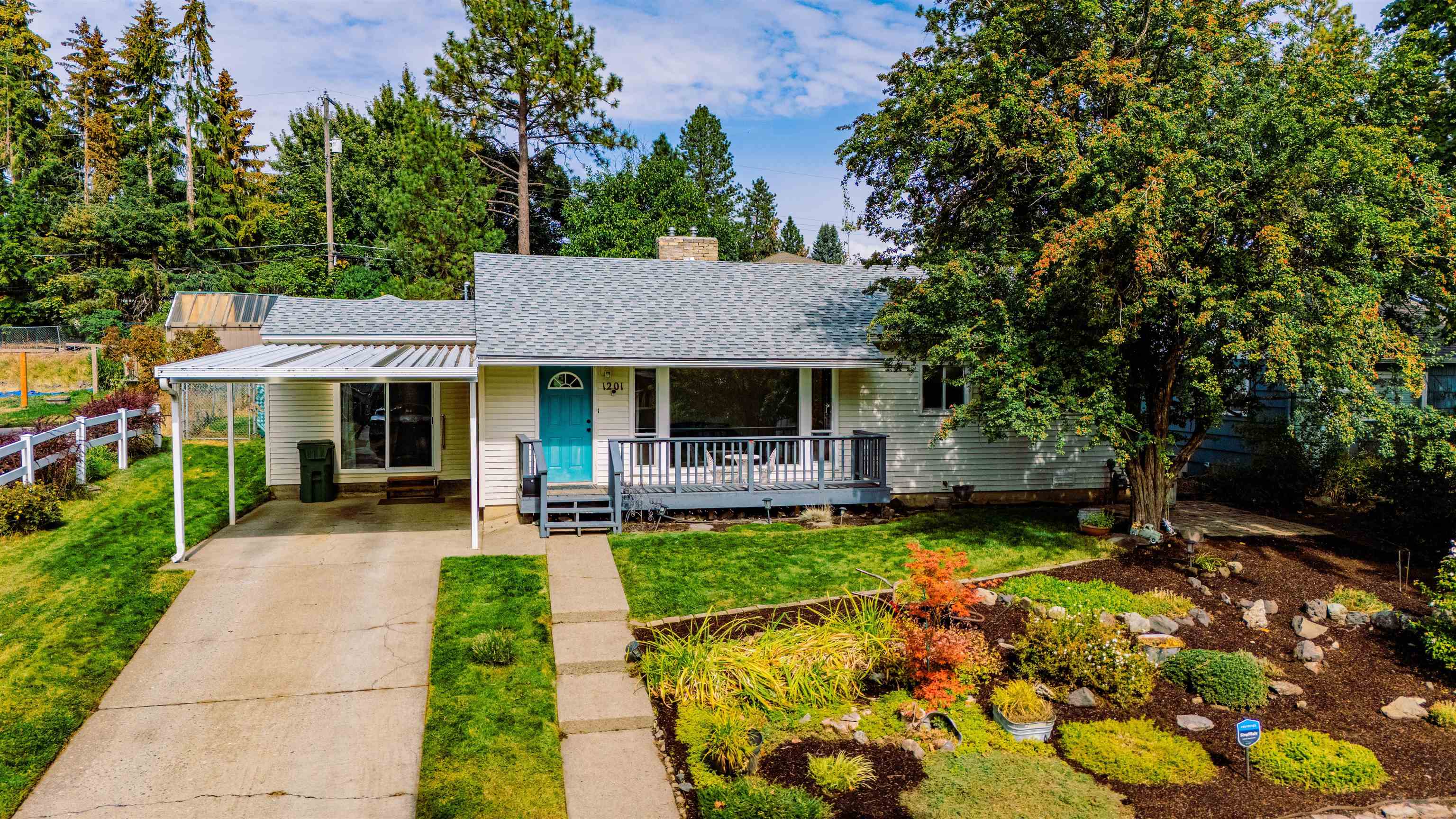 1201 E 36th Ave - Photo 1