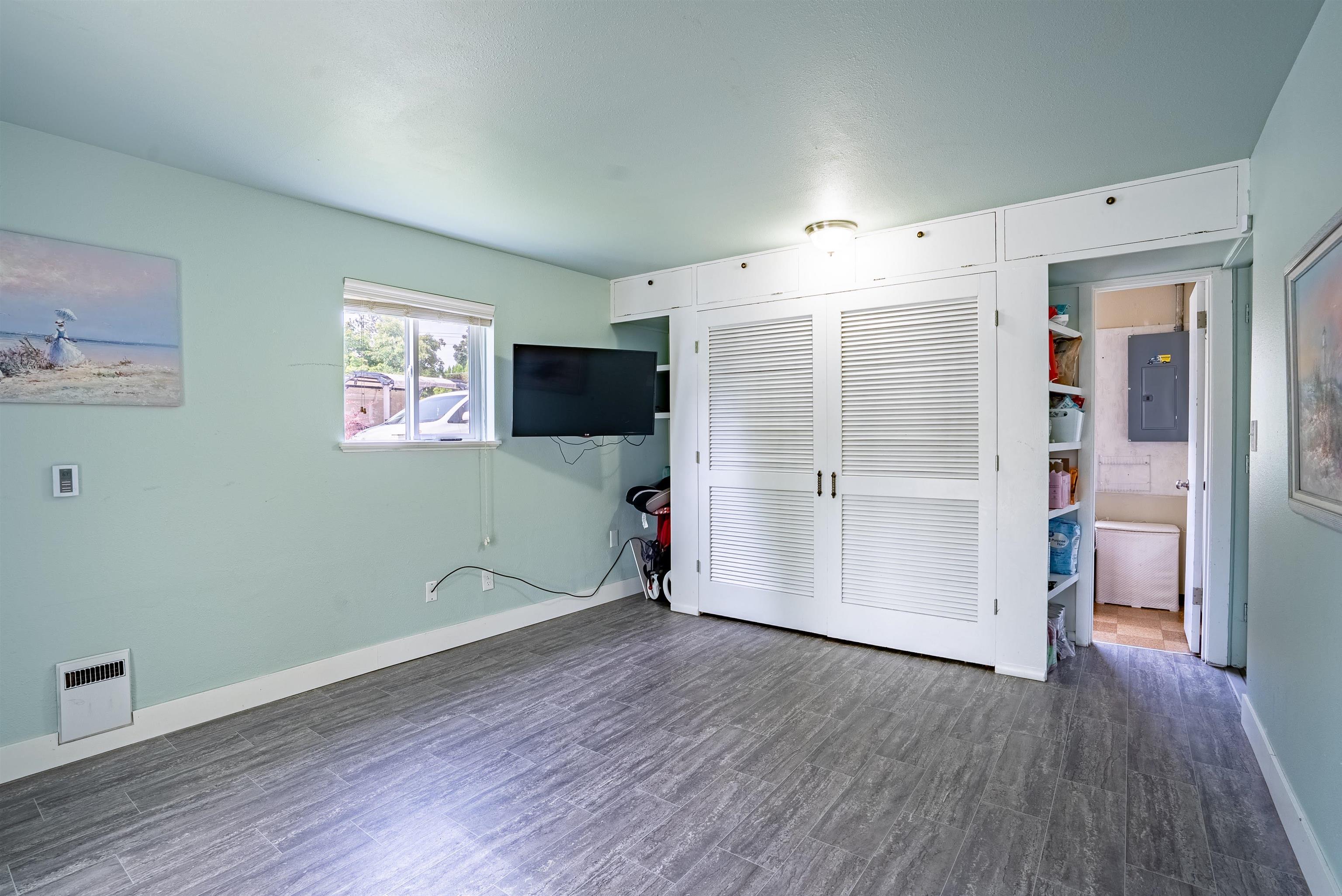 1201 E 36th Ave - Photo 10