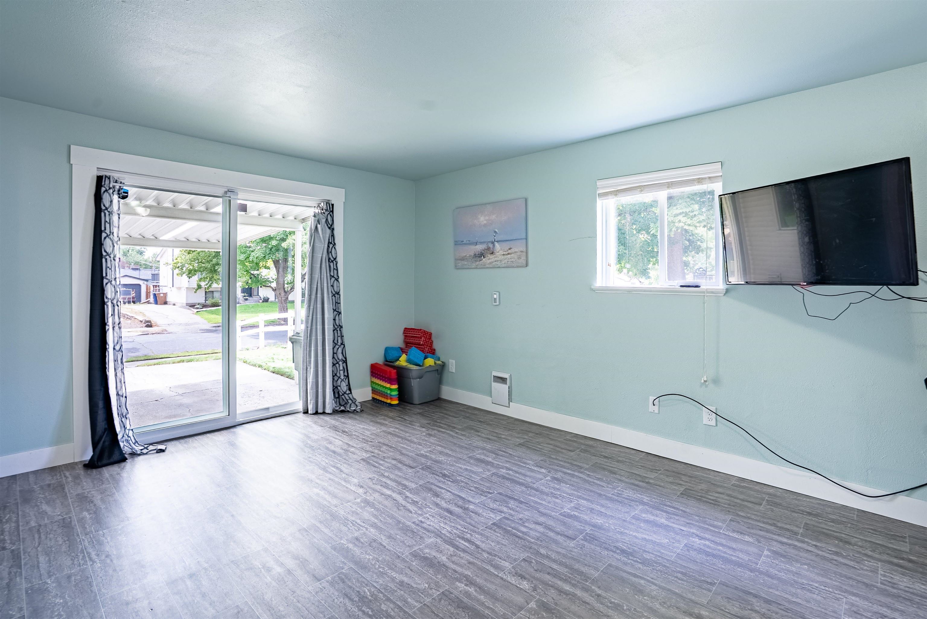 1201 E 36th Ave - Photo 9