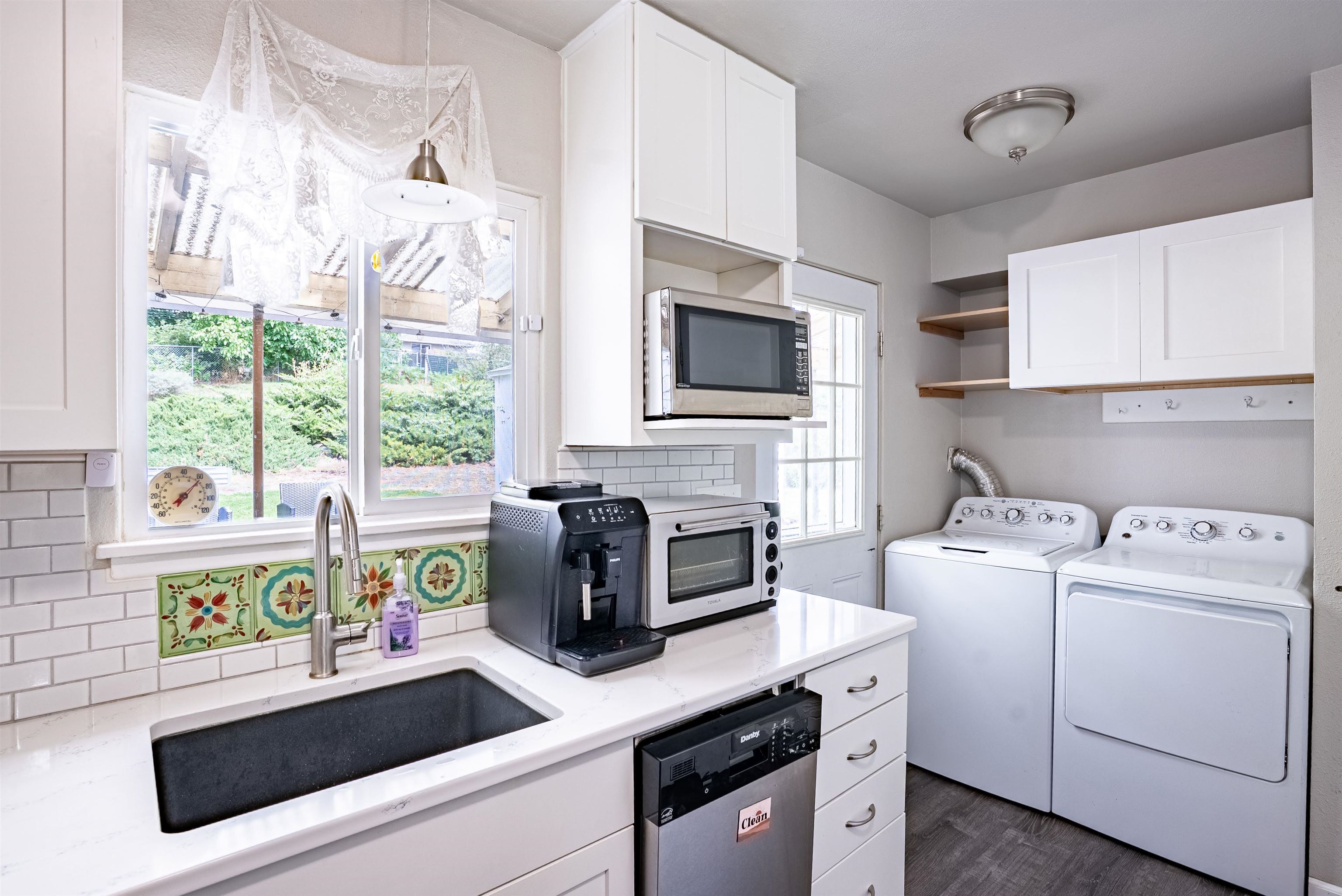1201 E 36th Ave - Photo 11
