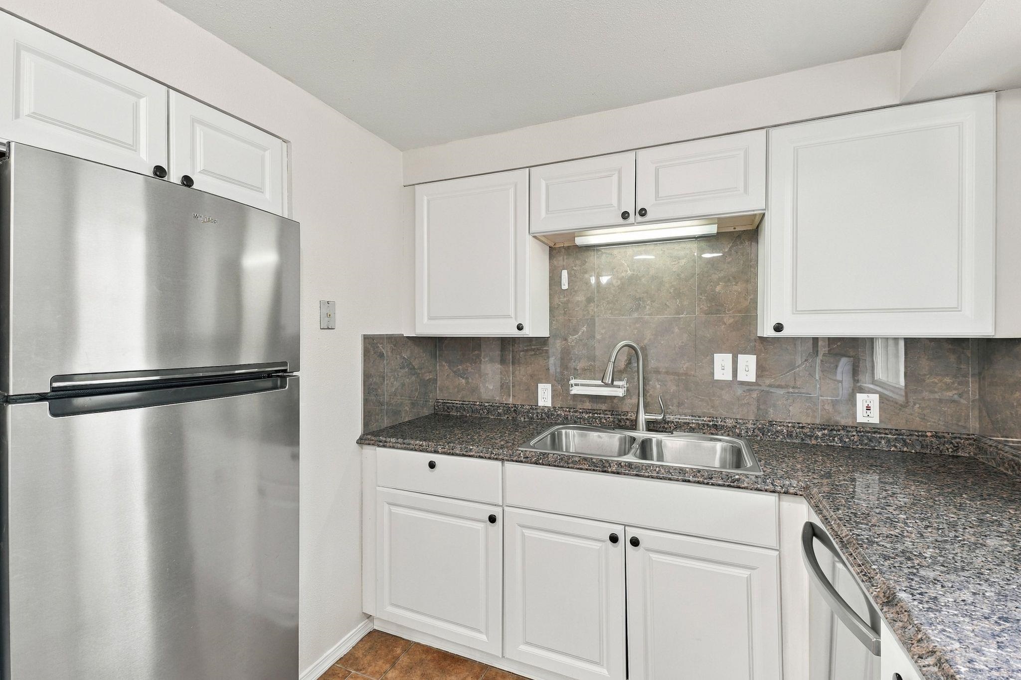 2034 S FREYA St - Photo 14
