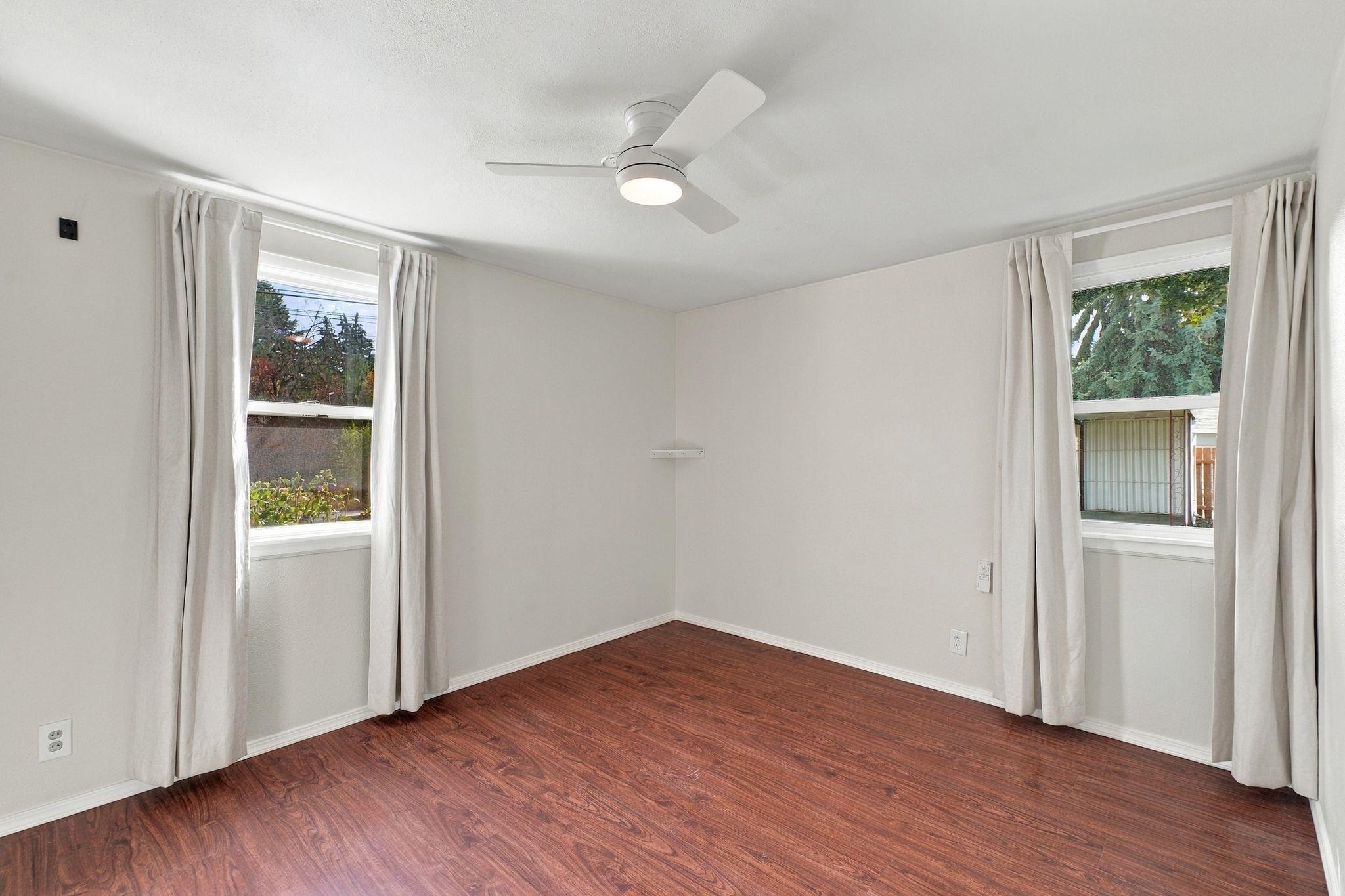 2034 S FREYA St - Photo 16