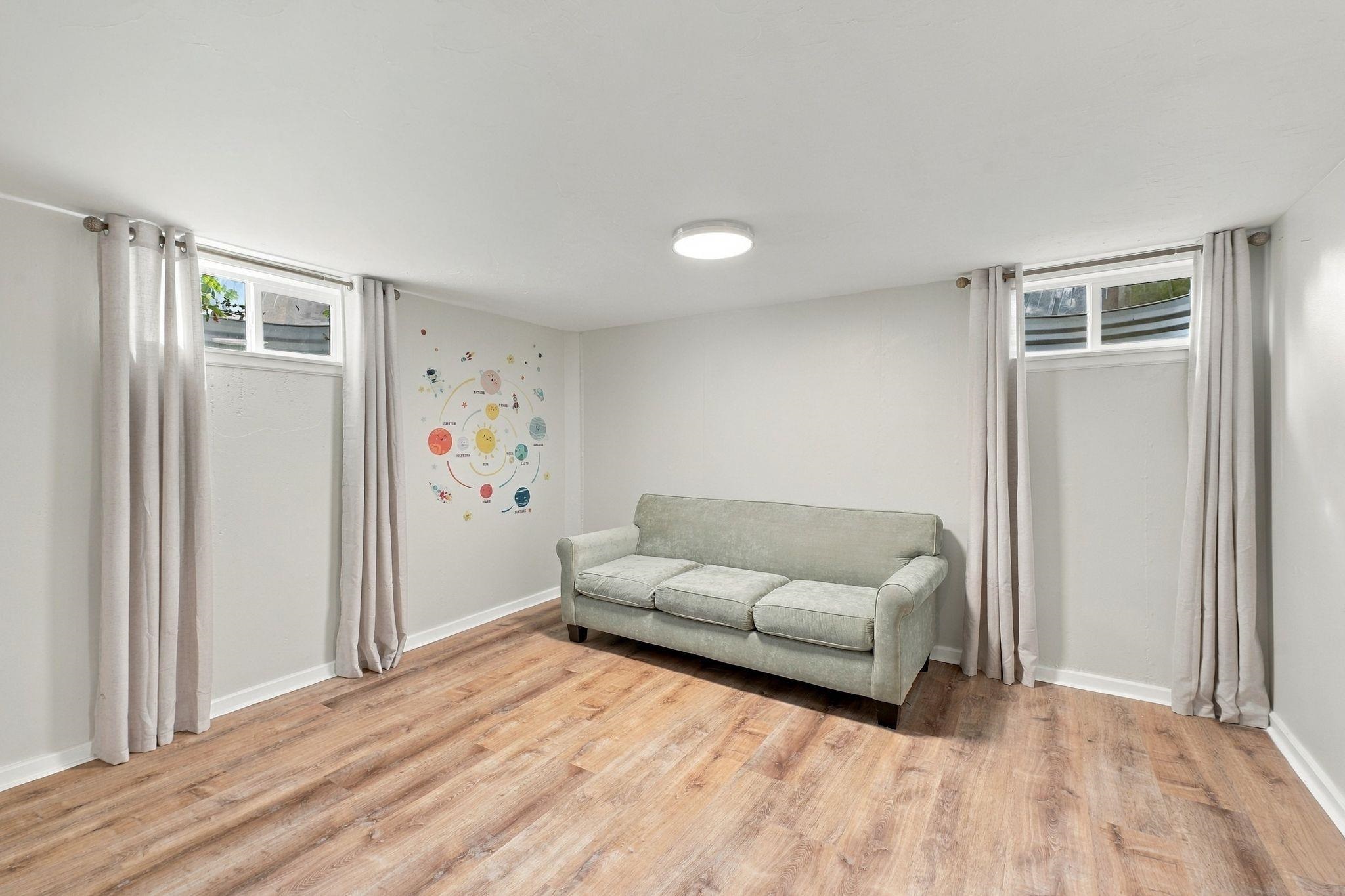 2034 S FREYA St - Photo 22