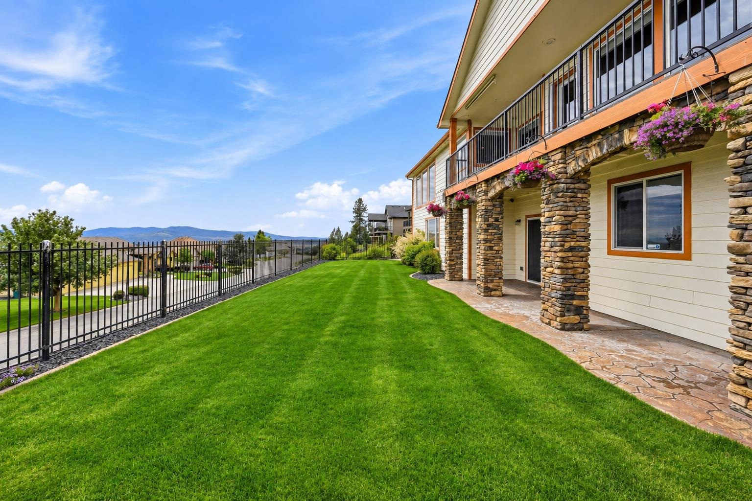 8604 E Black Oak Ln - Photo 48
