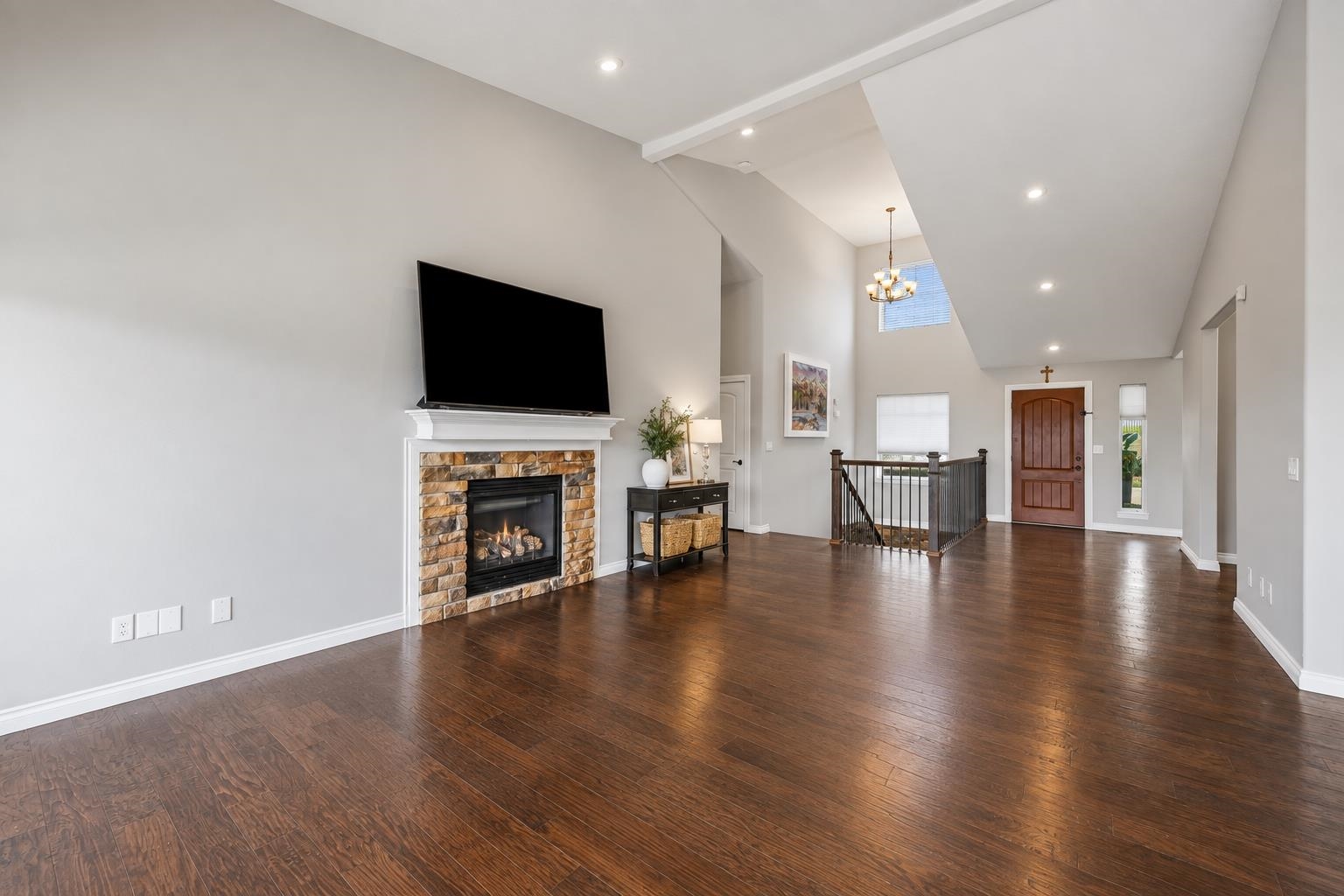 8604 E Black Oak Ln - Photo 12