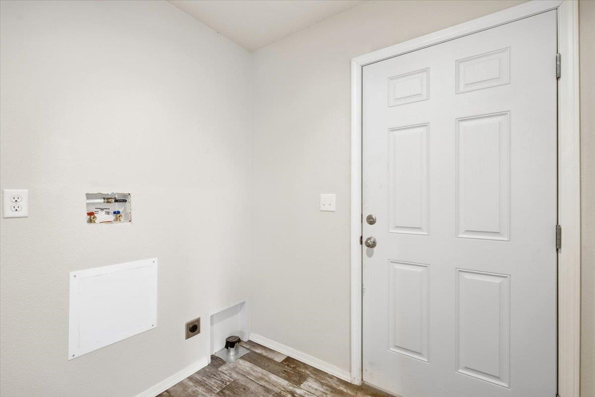 11920 E Mansfield Ave - Photo 24