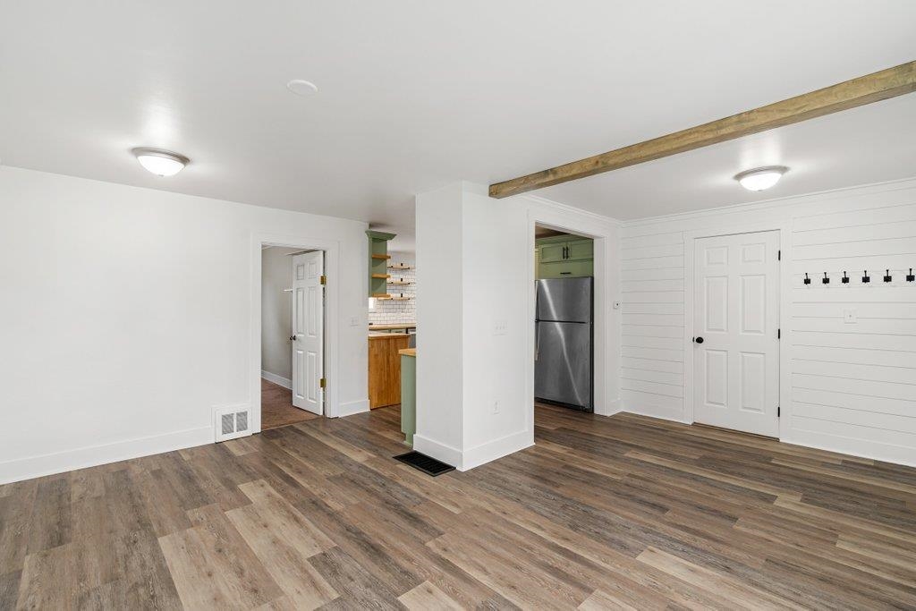 2311 E Rich Ave - Photo 2