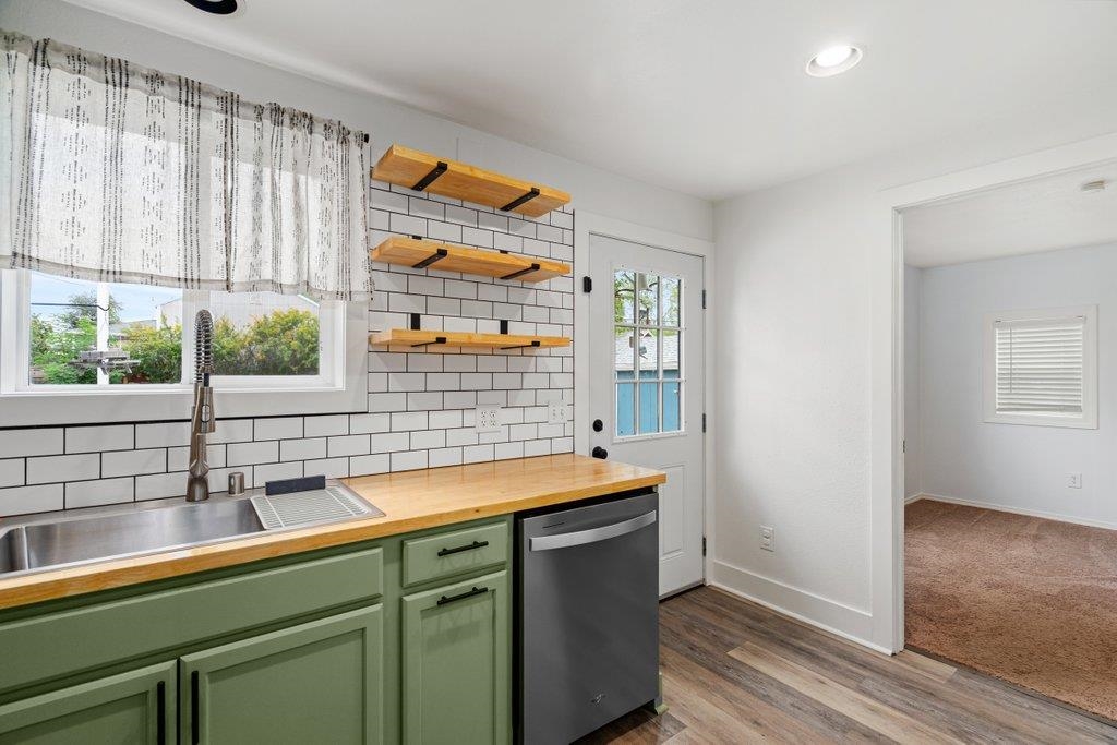 2311 E Rich Ave - Photo 10