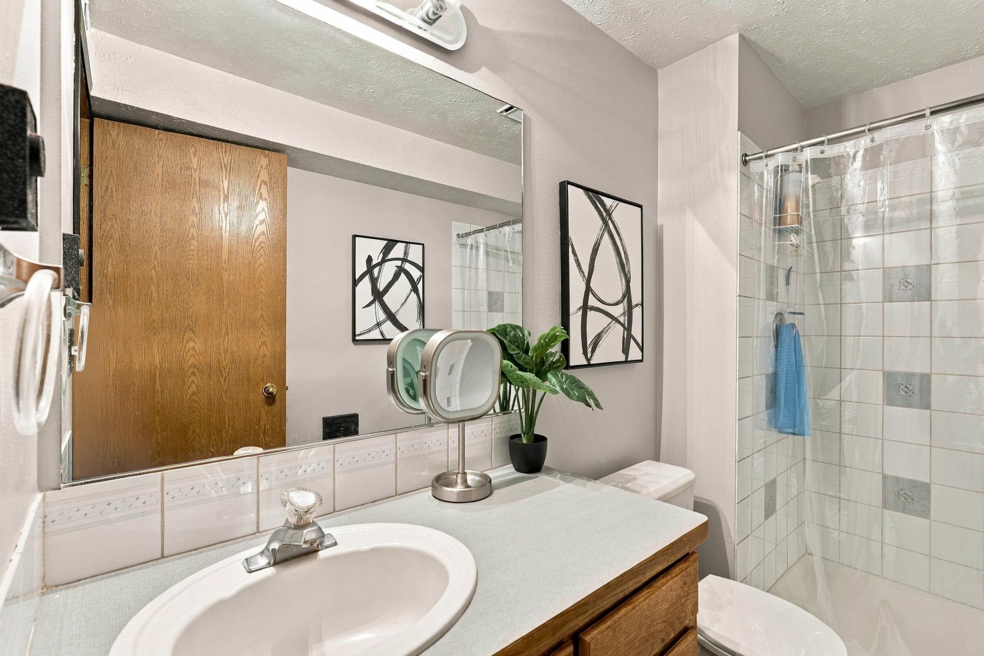 13216 E 12th Ave - Photo 27