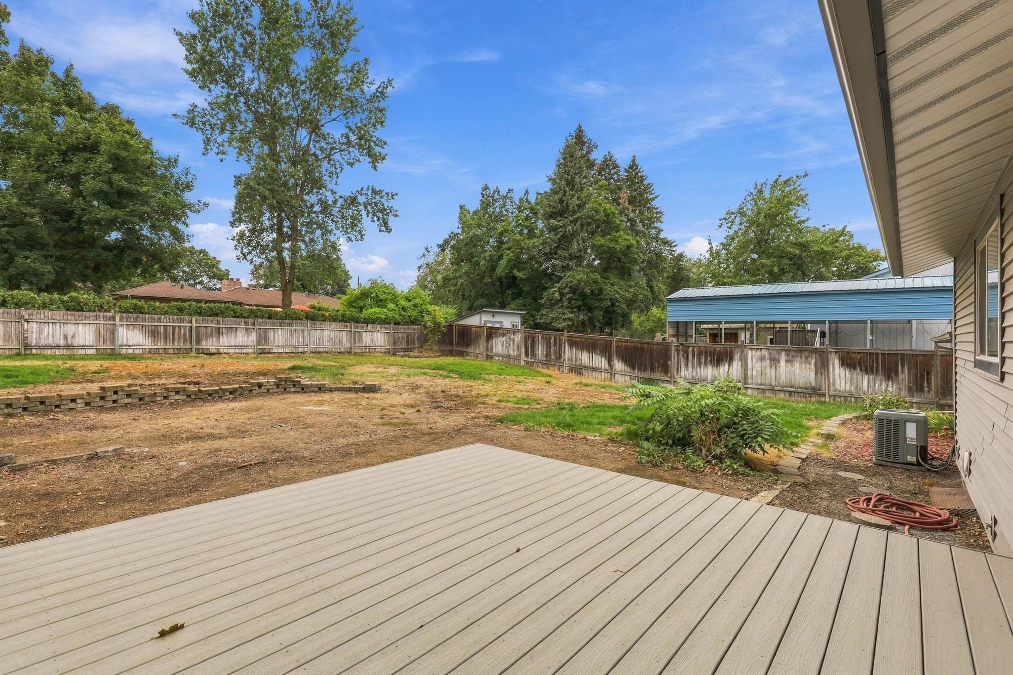 13216 E 12th Ave - Photo 31