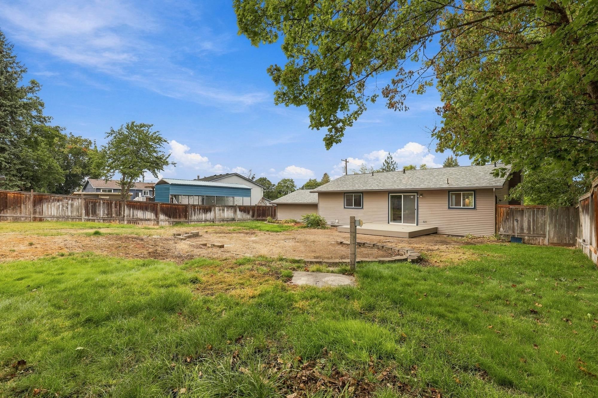 13216 E 12th Ave - Photo 35
