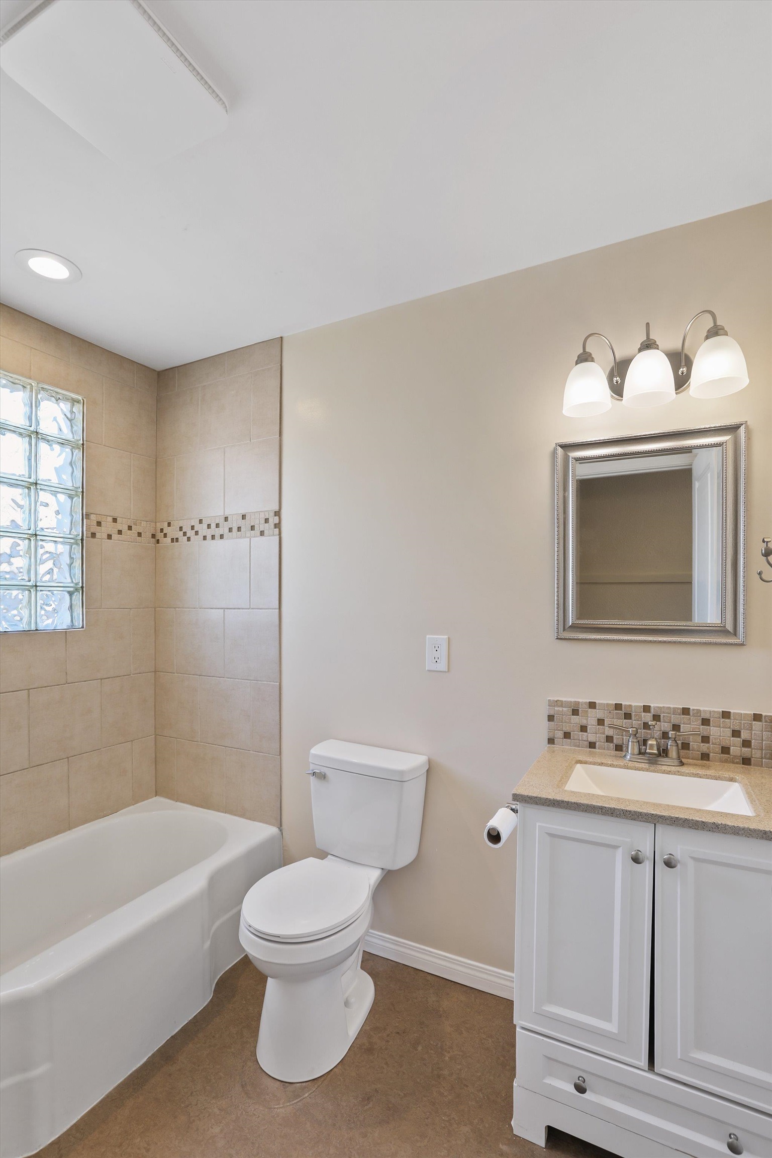 407 E Dalton Ave - Photo 12