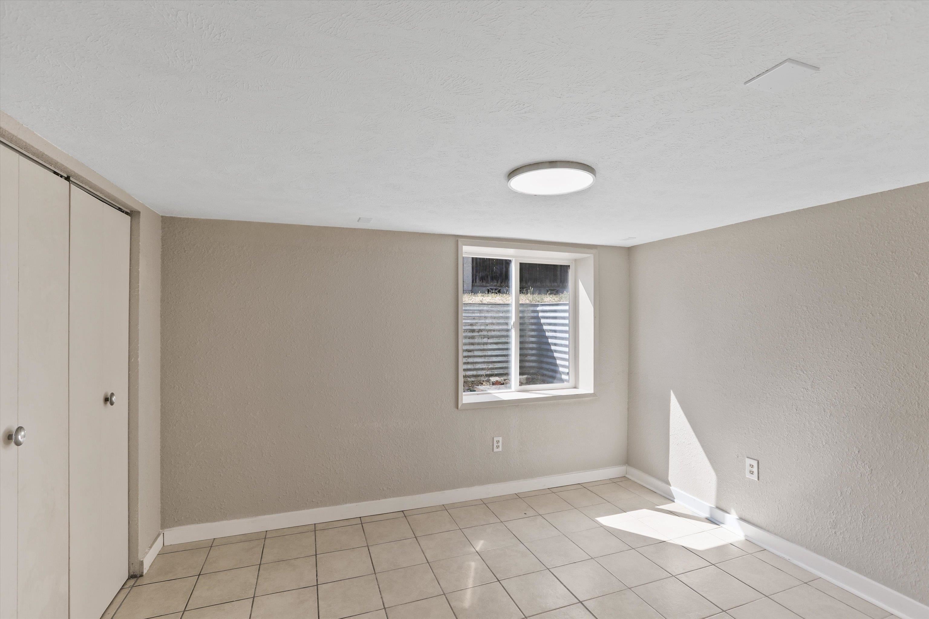 407 E Dalton Ave - Photo 15