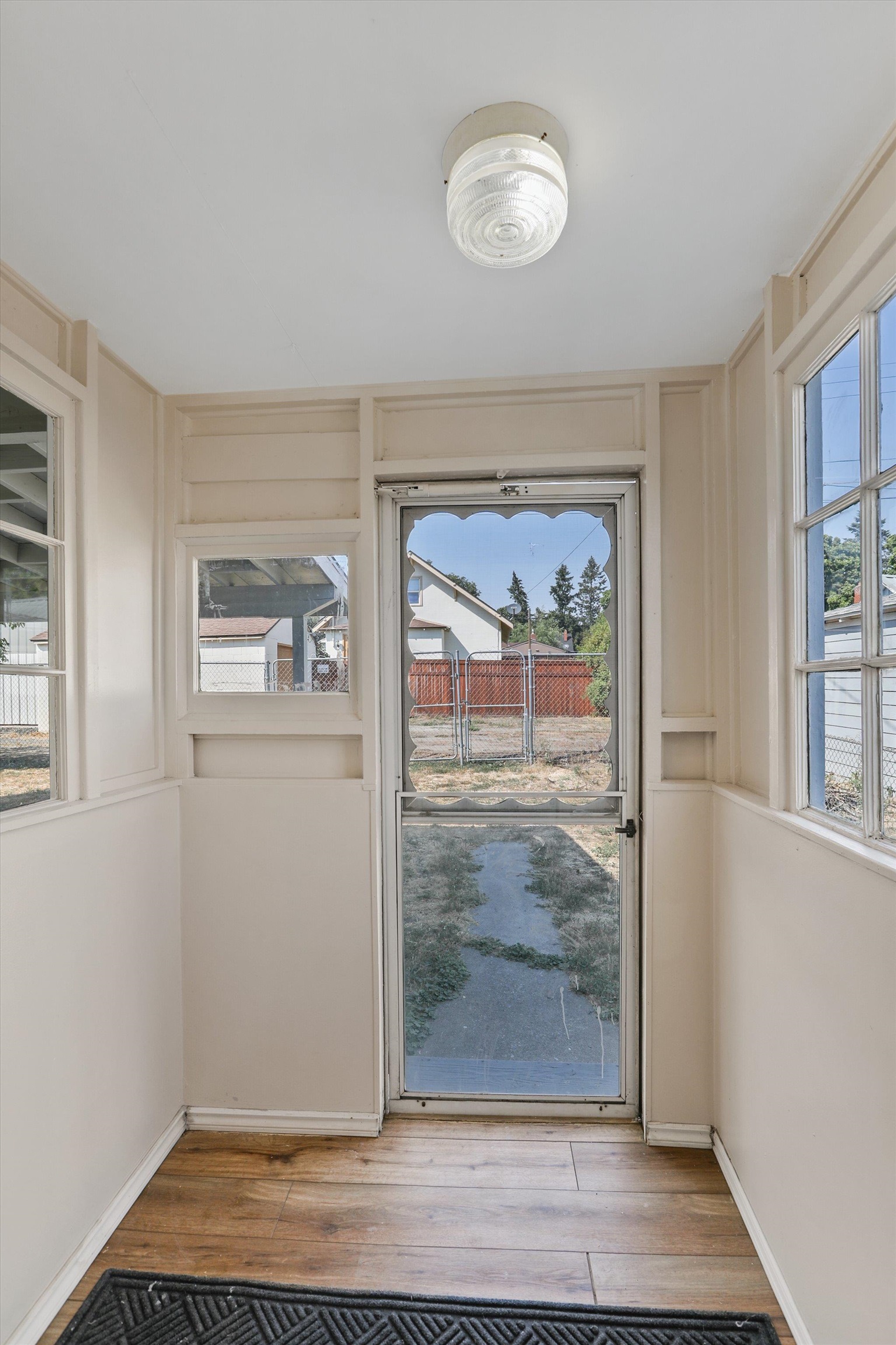 407 E Dalton Ave - Photo 18