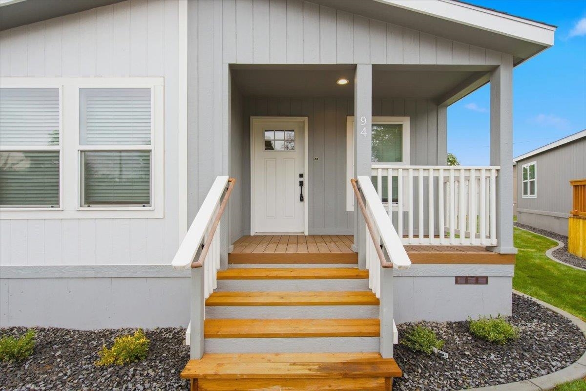 11920 E Mansfield Ave - Photo 4