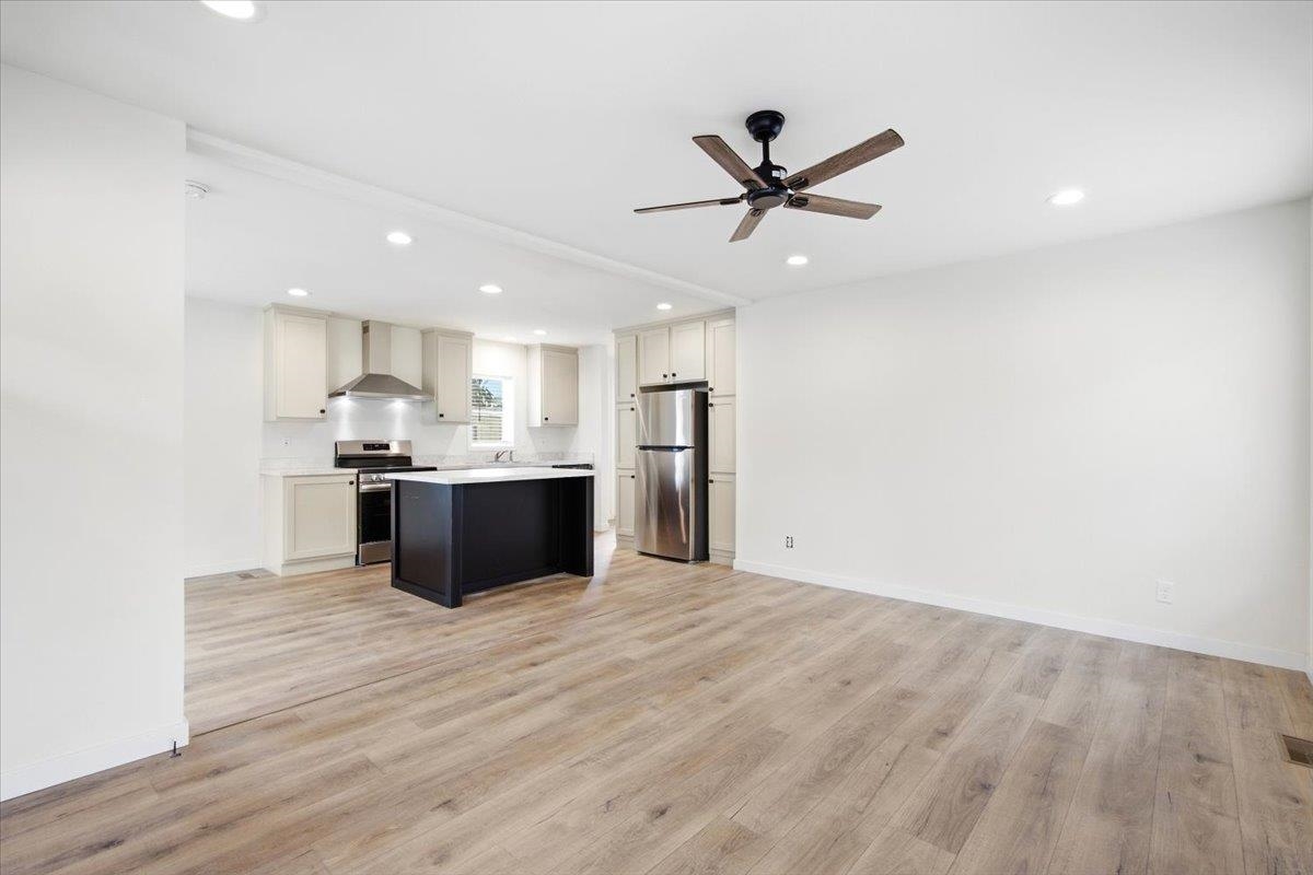 11920 E Mansfield Ave - Photo 5