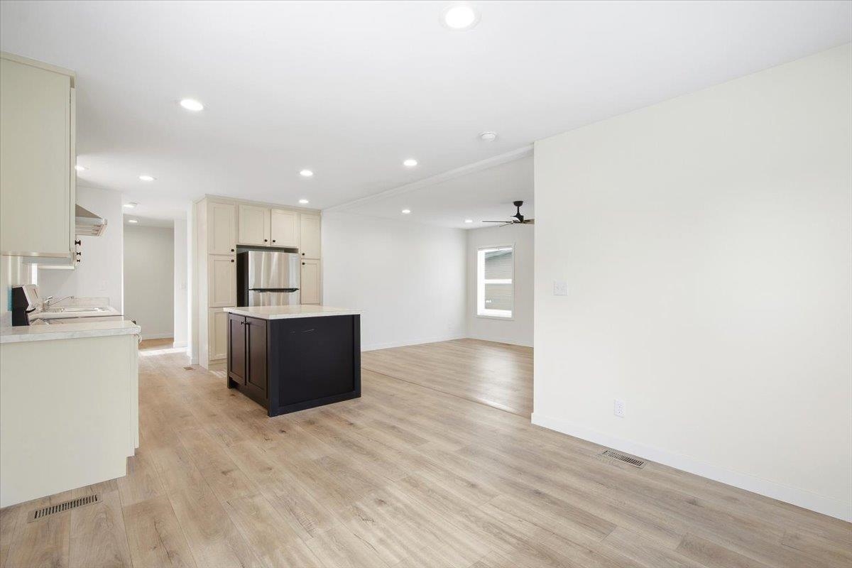 11920 E Mansfield Ave - Photo 18