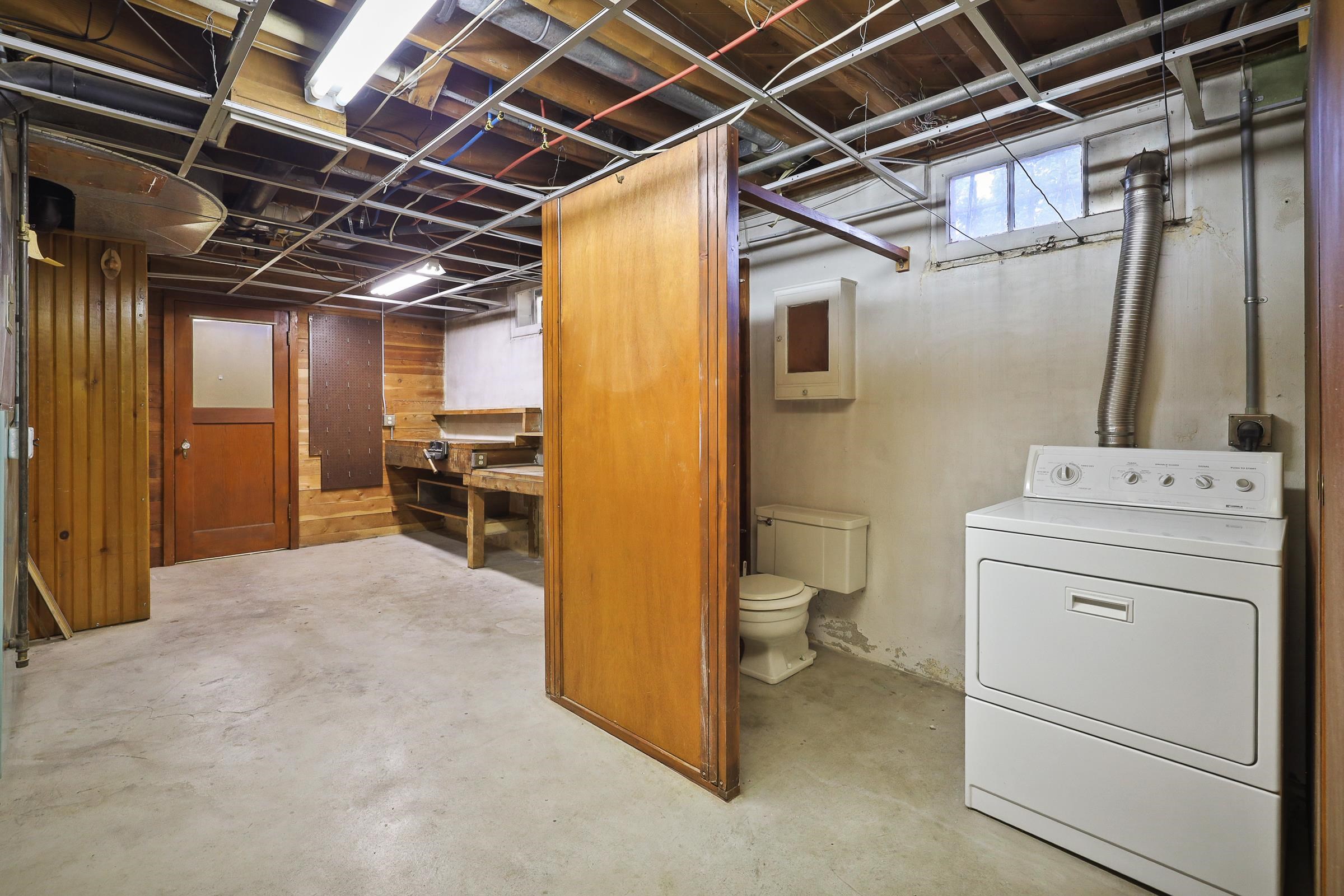 3817 N Normandie St - Photo 22