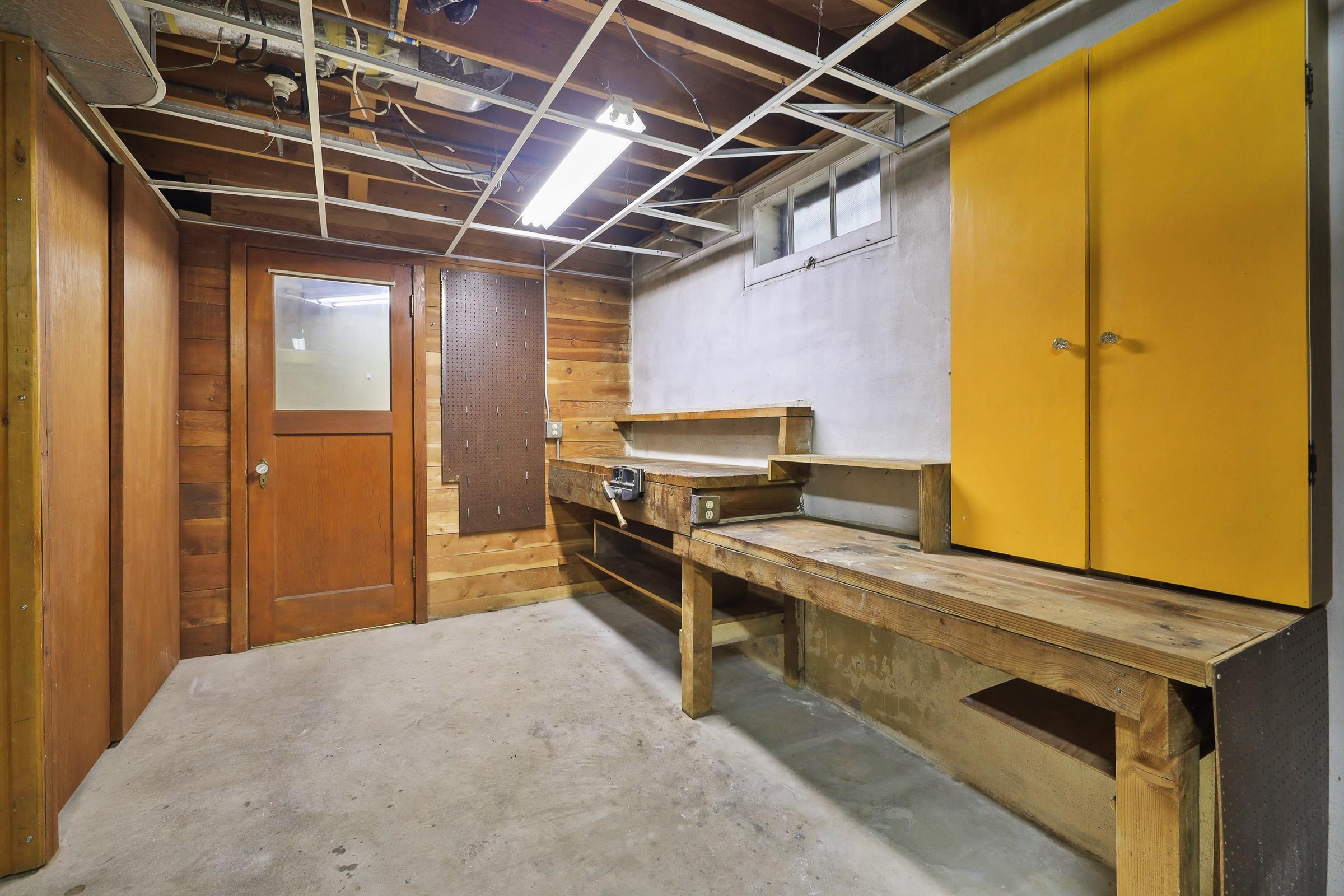 3817 N Normandie St - Photo 23
