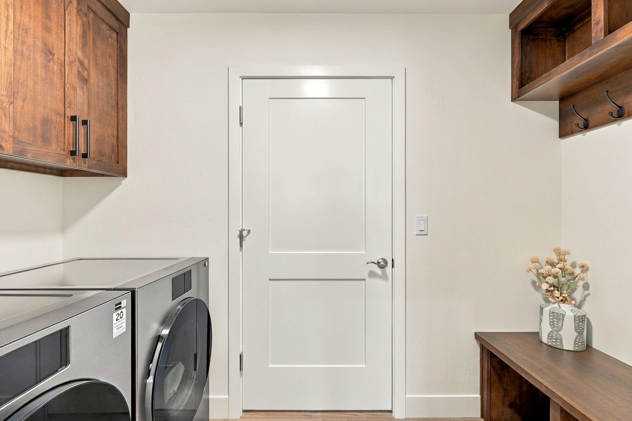 1617 N Garvin Ct - Photo 33