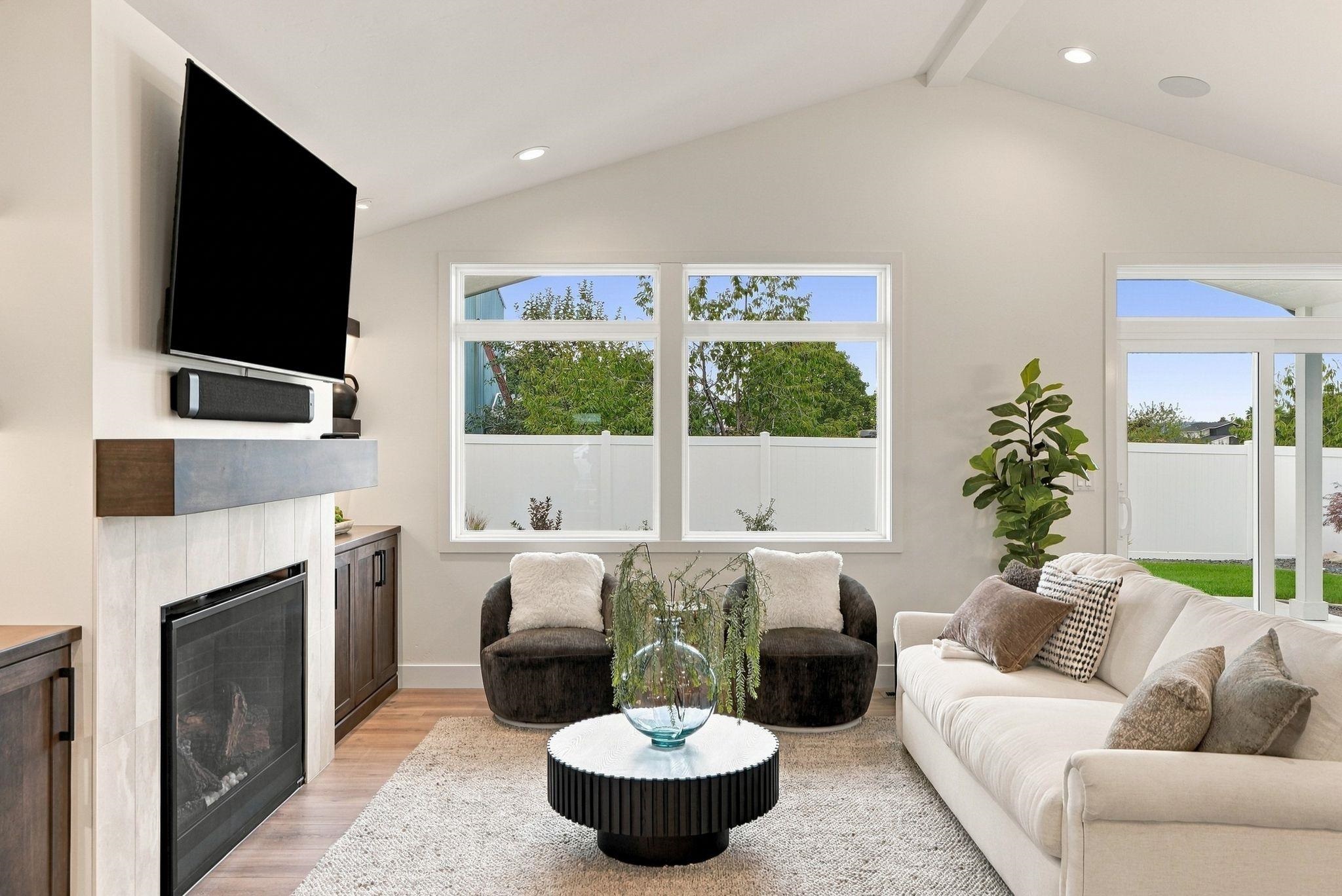 1617 N Garvin Ct - Photo 8
