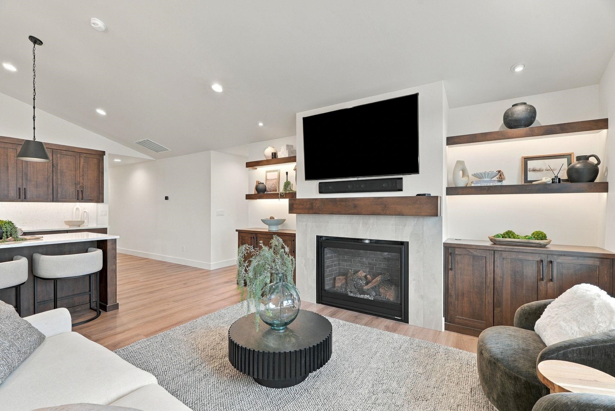 1617 N Garvin Ct - Photo 9