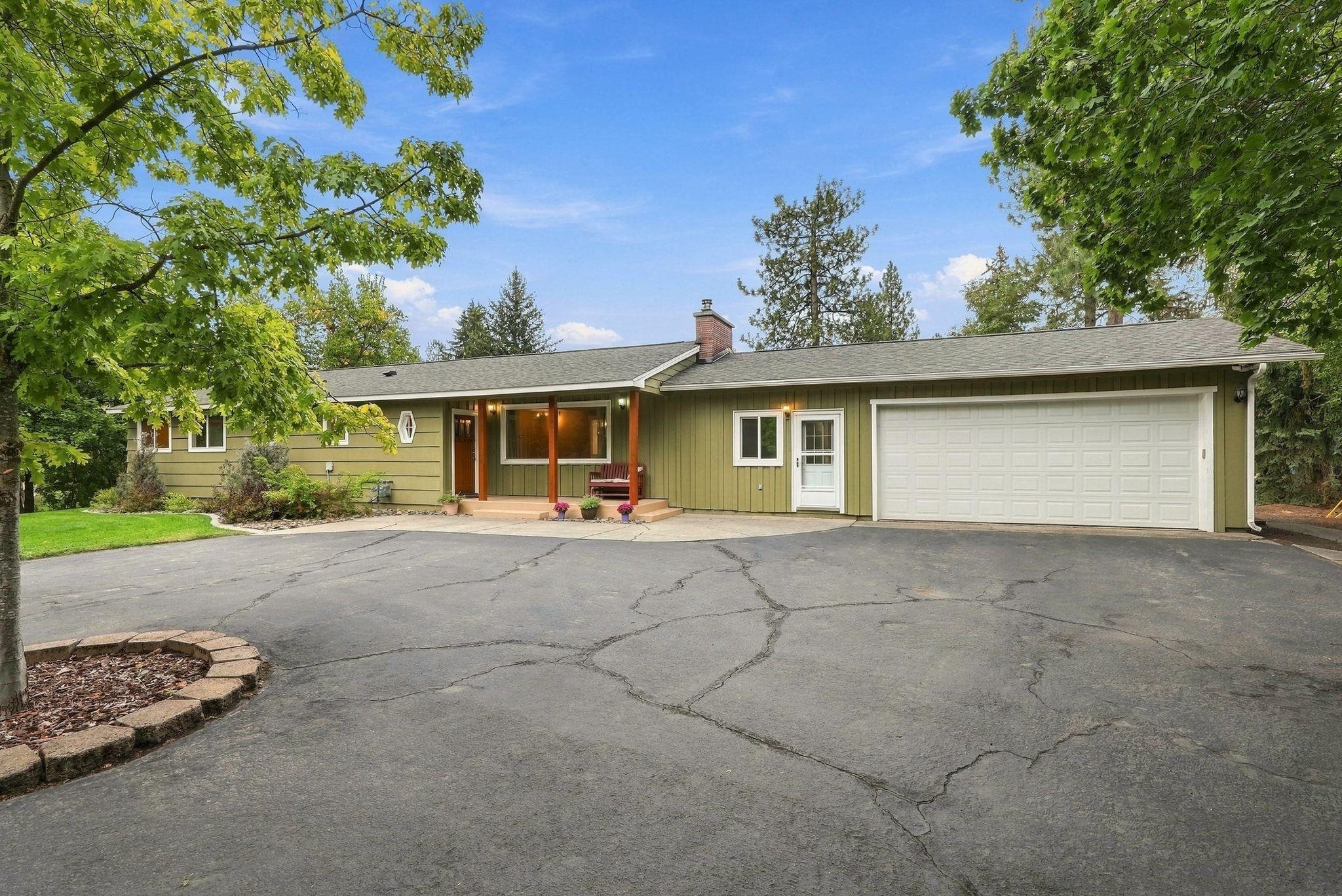 307 W Graves Rd - Photo 1