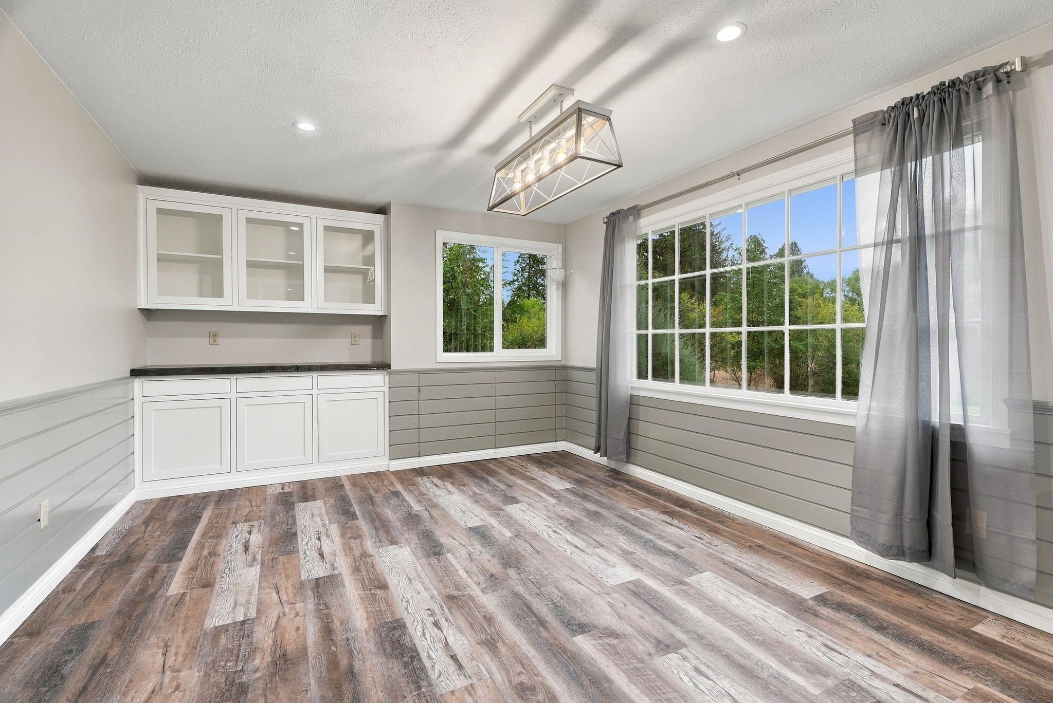 307 W Graves Rd - Photo 9