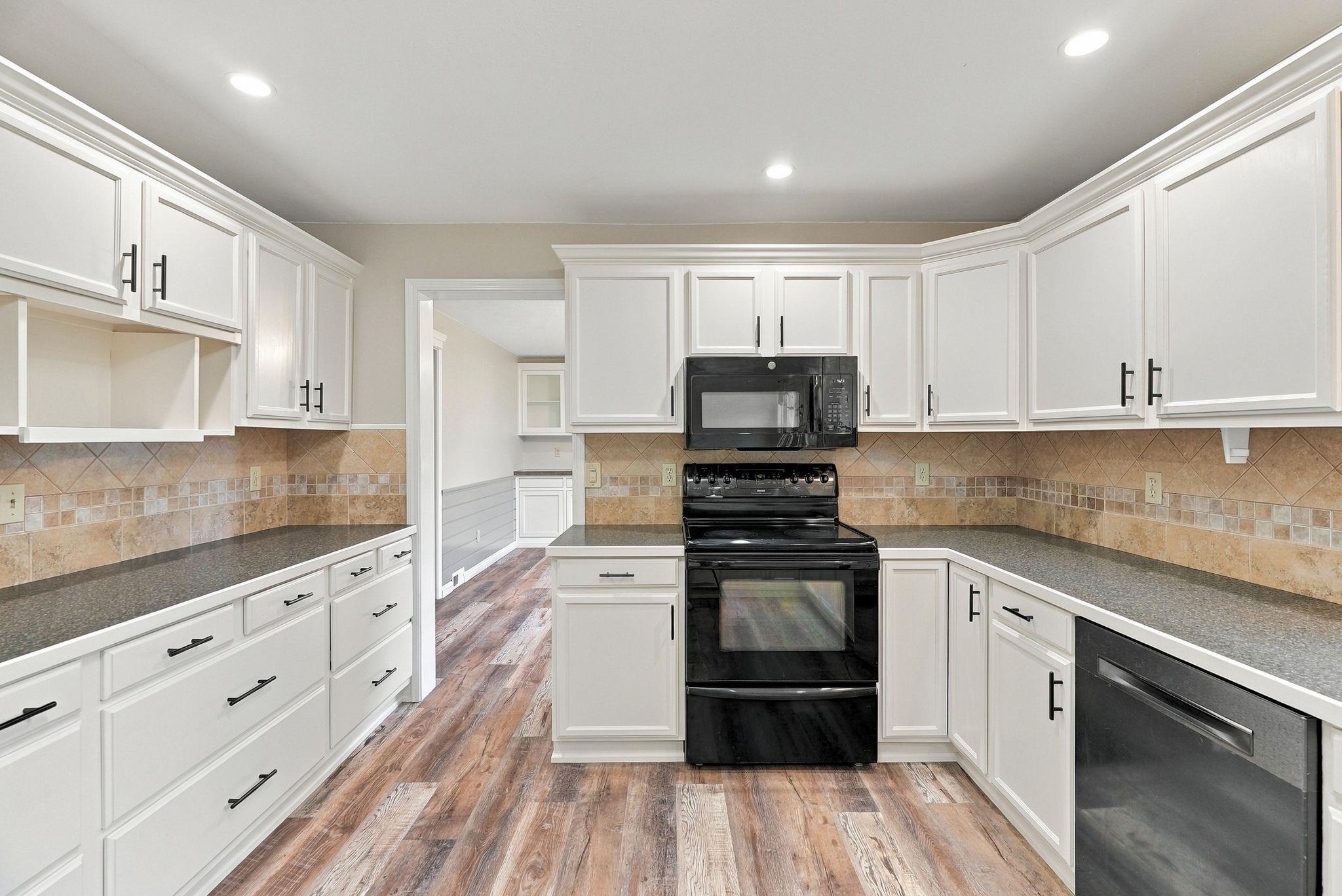 307 W Graves Rd - Photo 17
