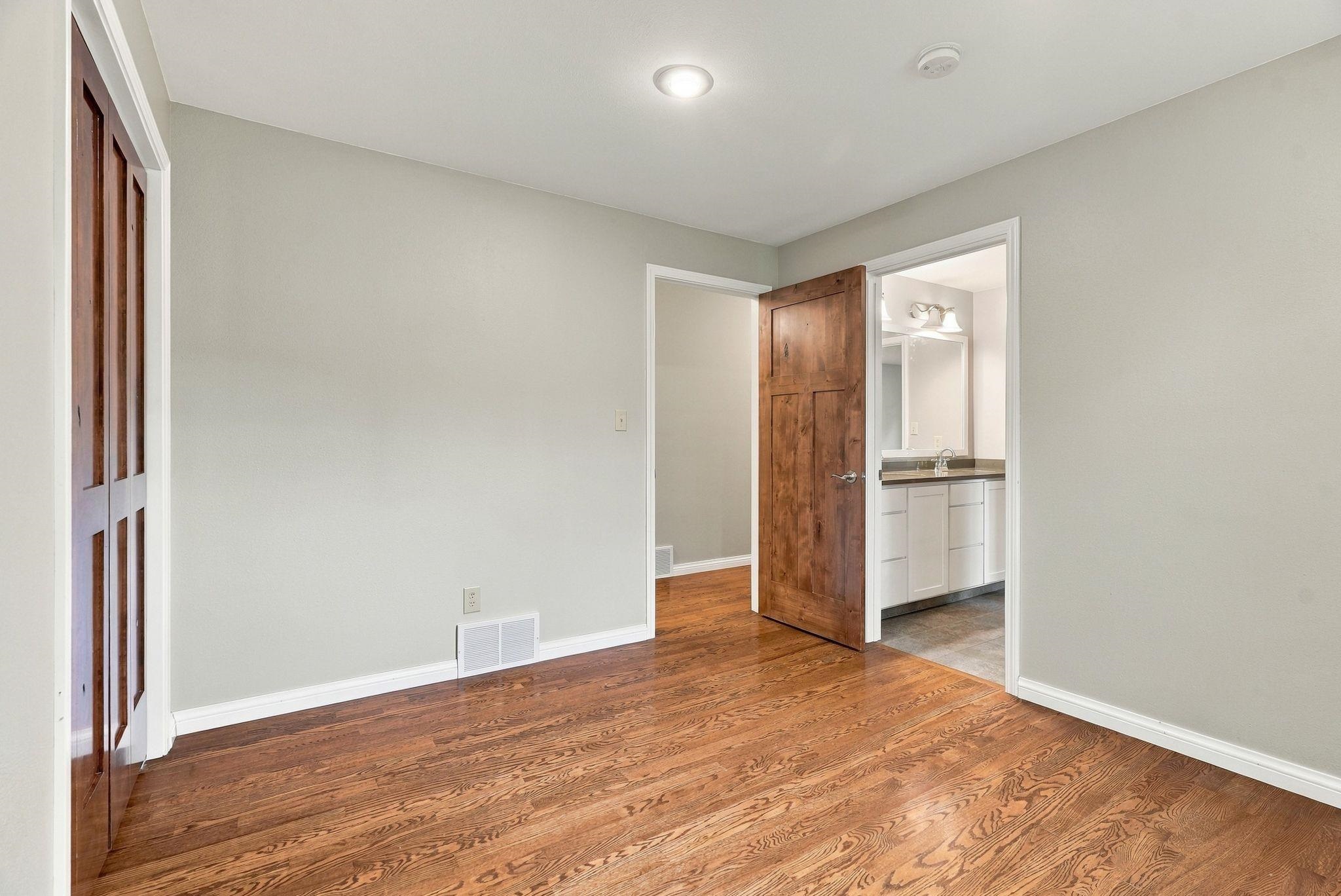 307 W Graves Rd - Photo 30