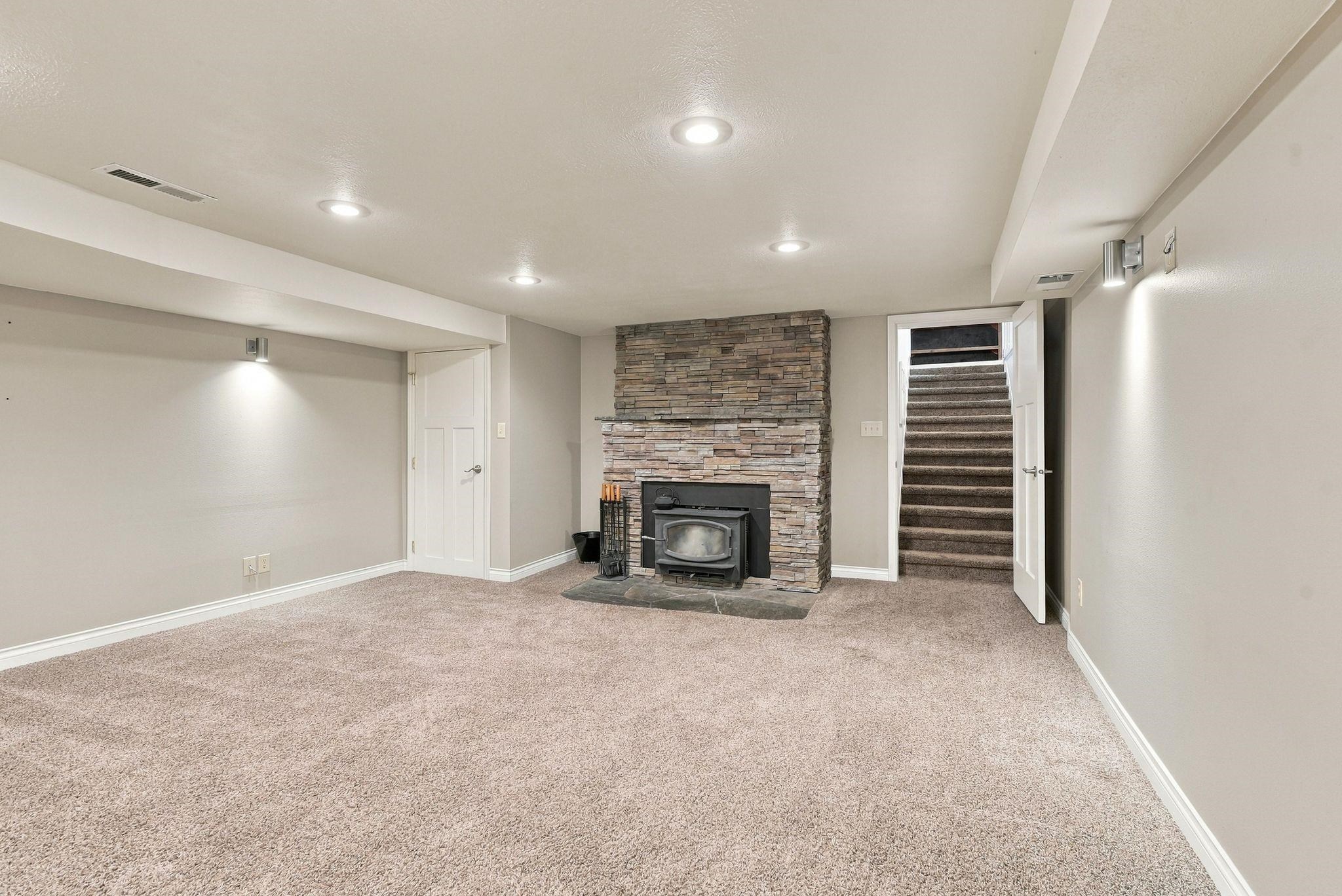 307 W Graves Rd - Photo 34
