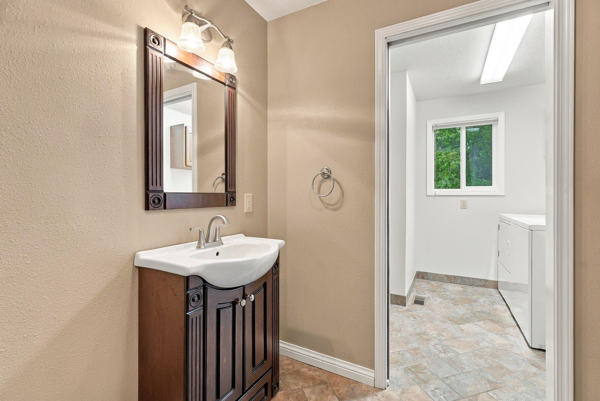 307 W Graves Rd - Photo 32