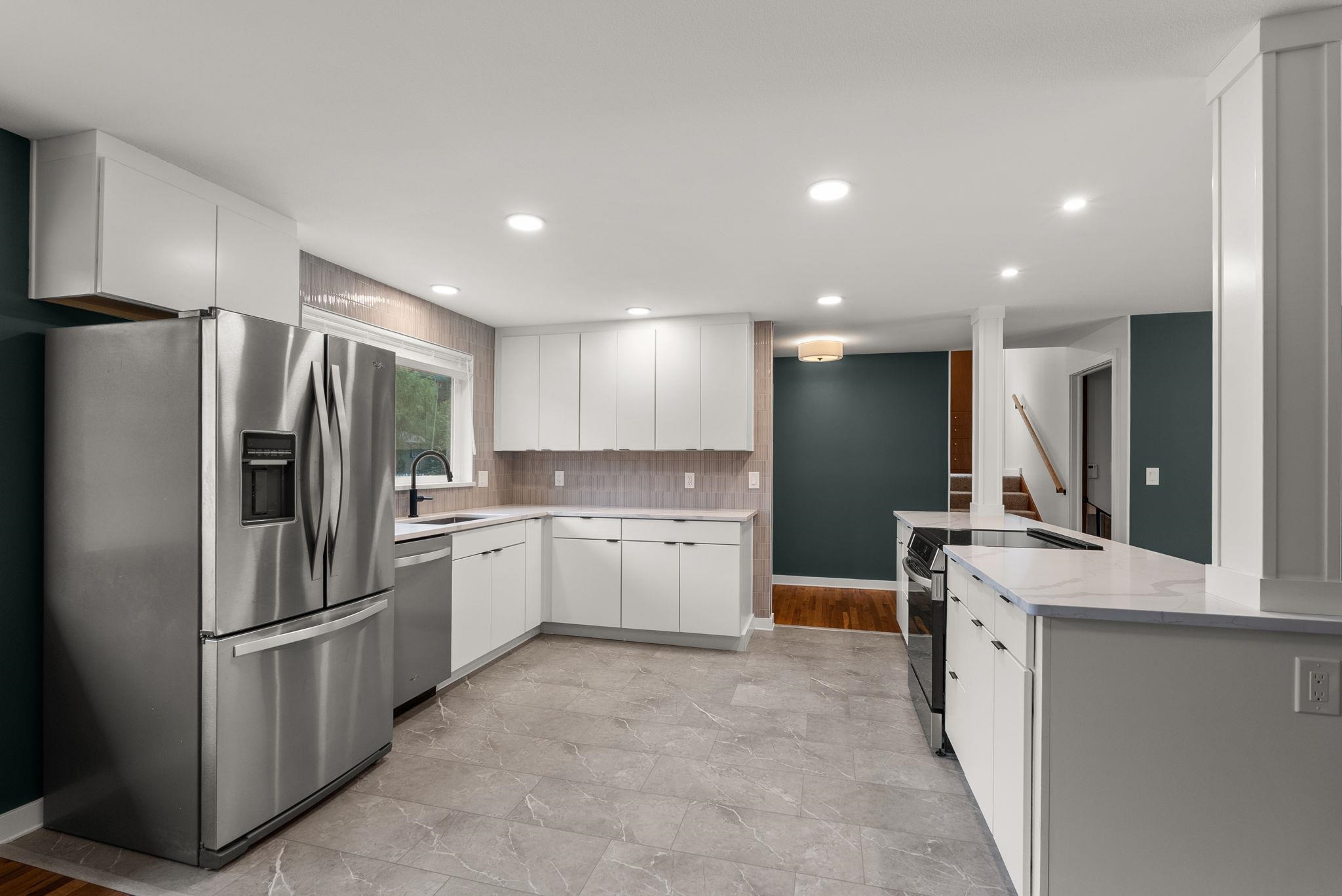 413 N 3rd St - Photo 16