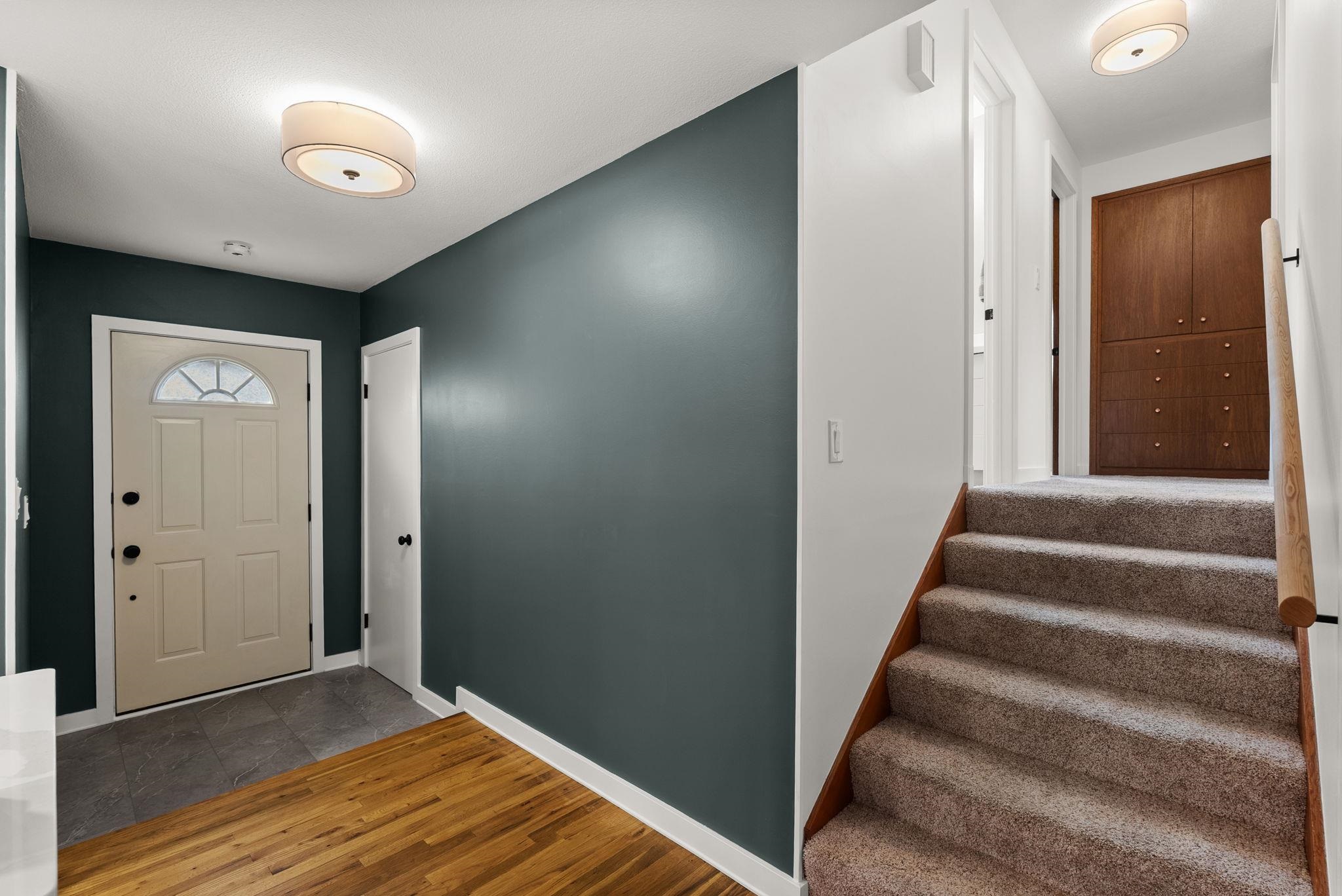 413 N 3rd St - Photo 19