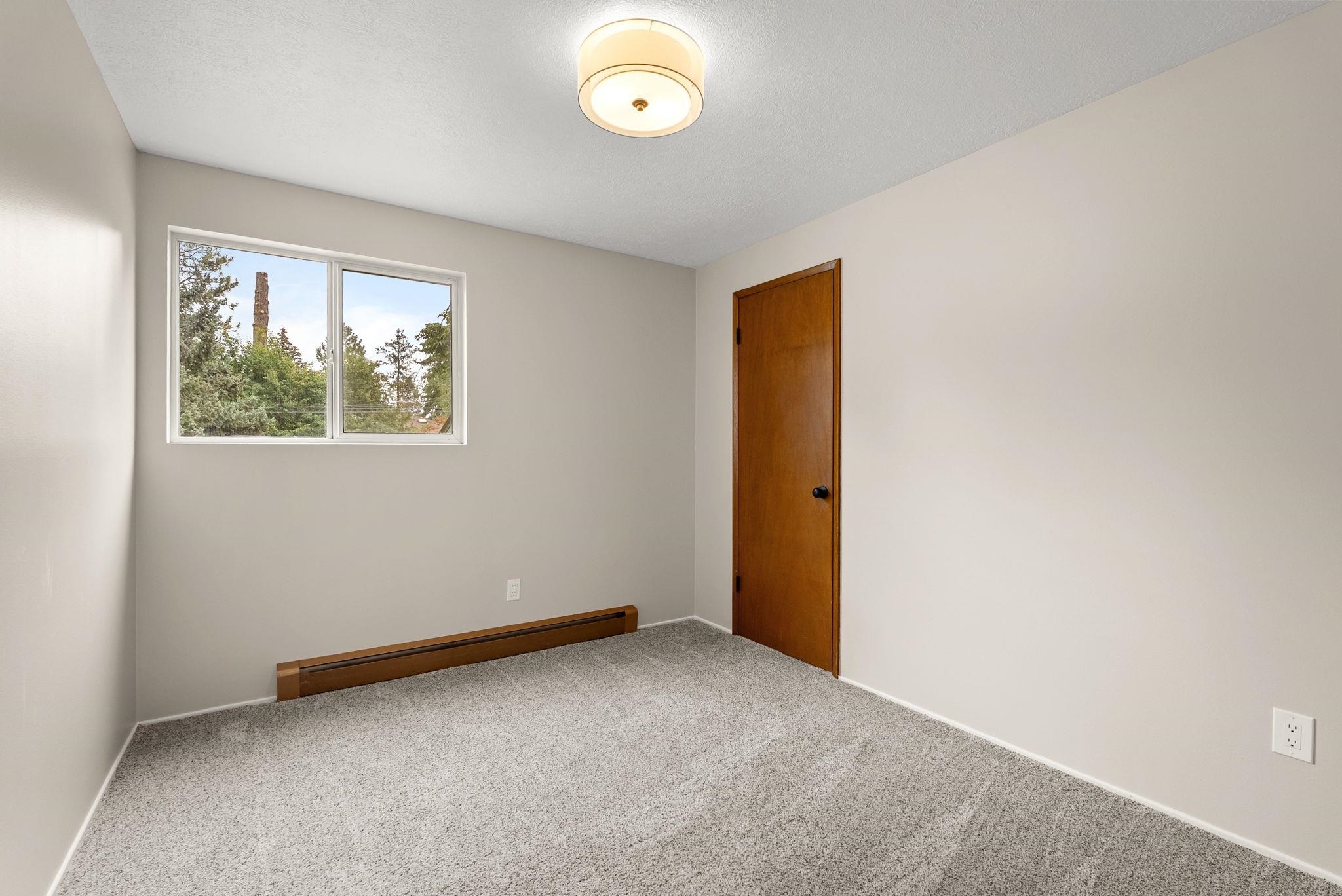 413 N 3rd St - Photo 22