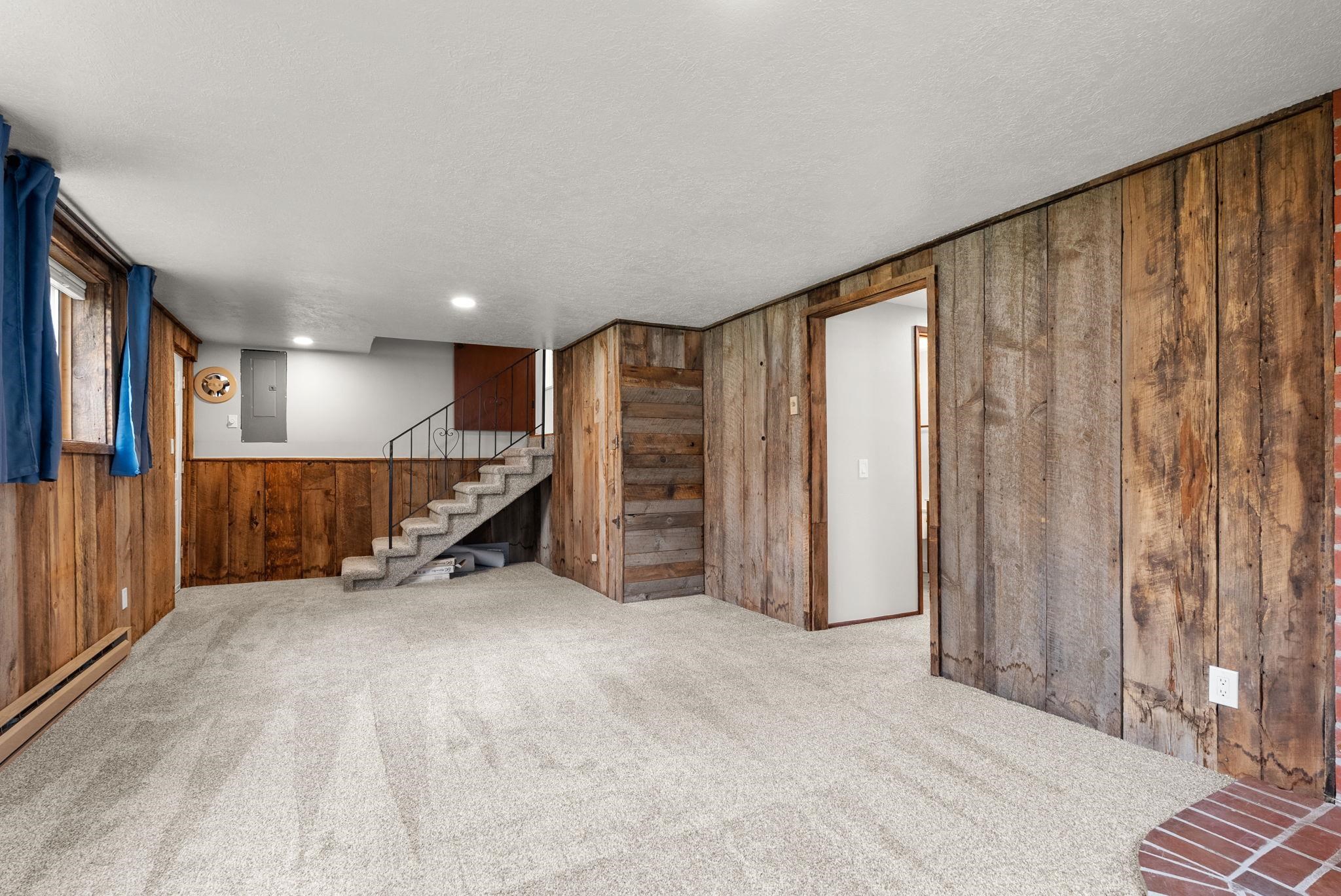 413 N 3rd St - Photo 28