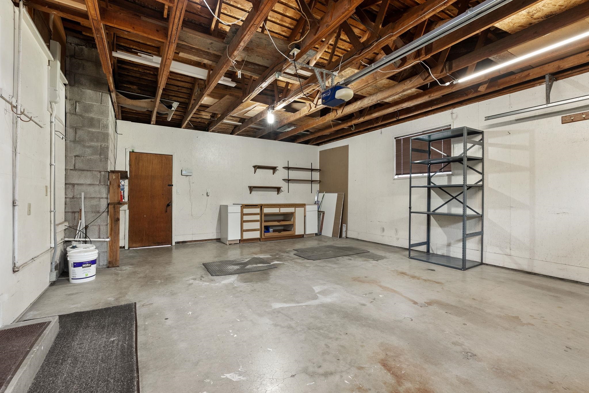 413 N 3rd St - Photo 41