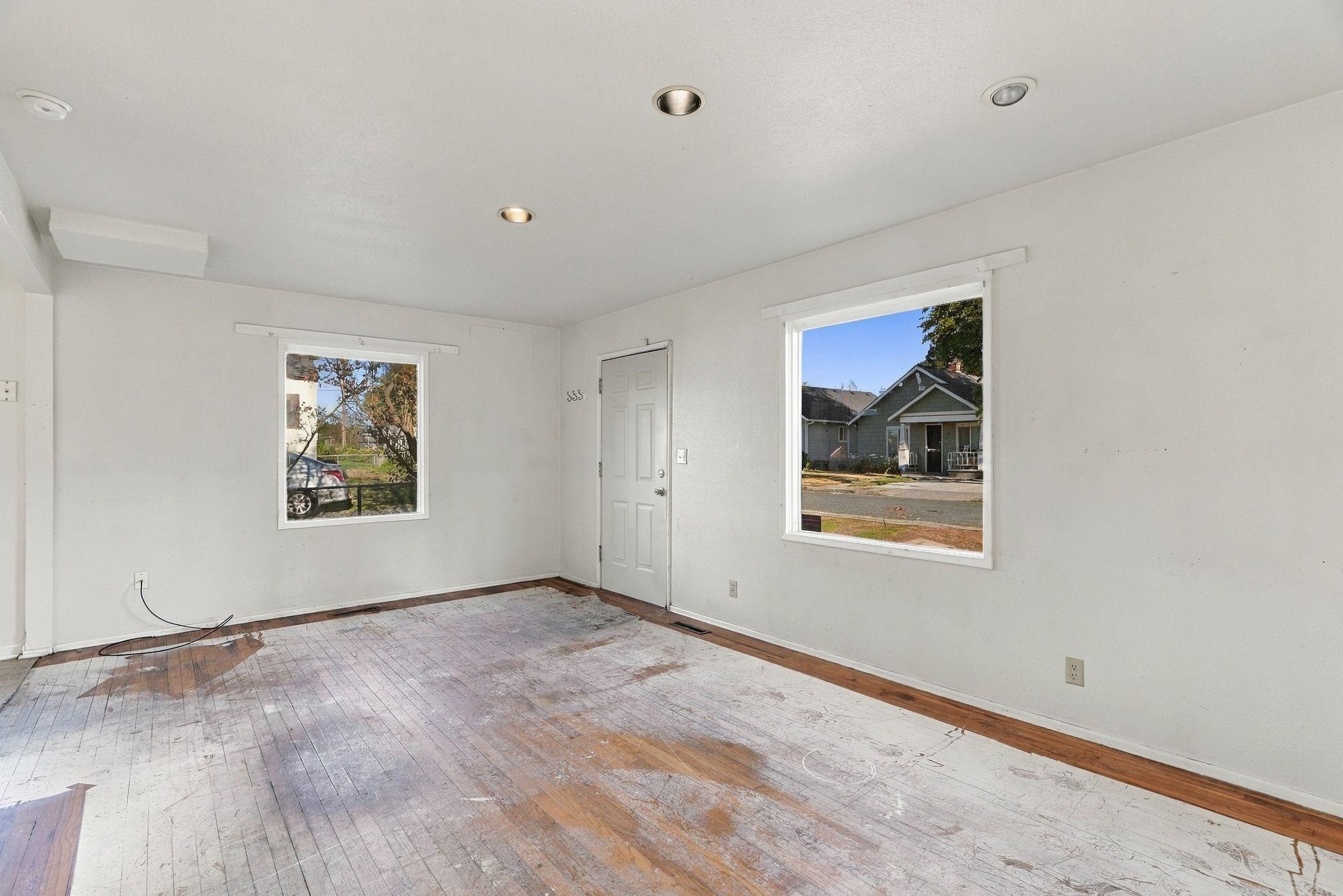 1620 E Ostrander Ave - Photo 4
