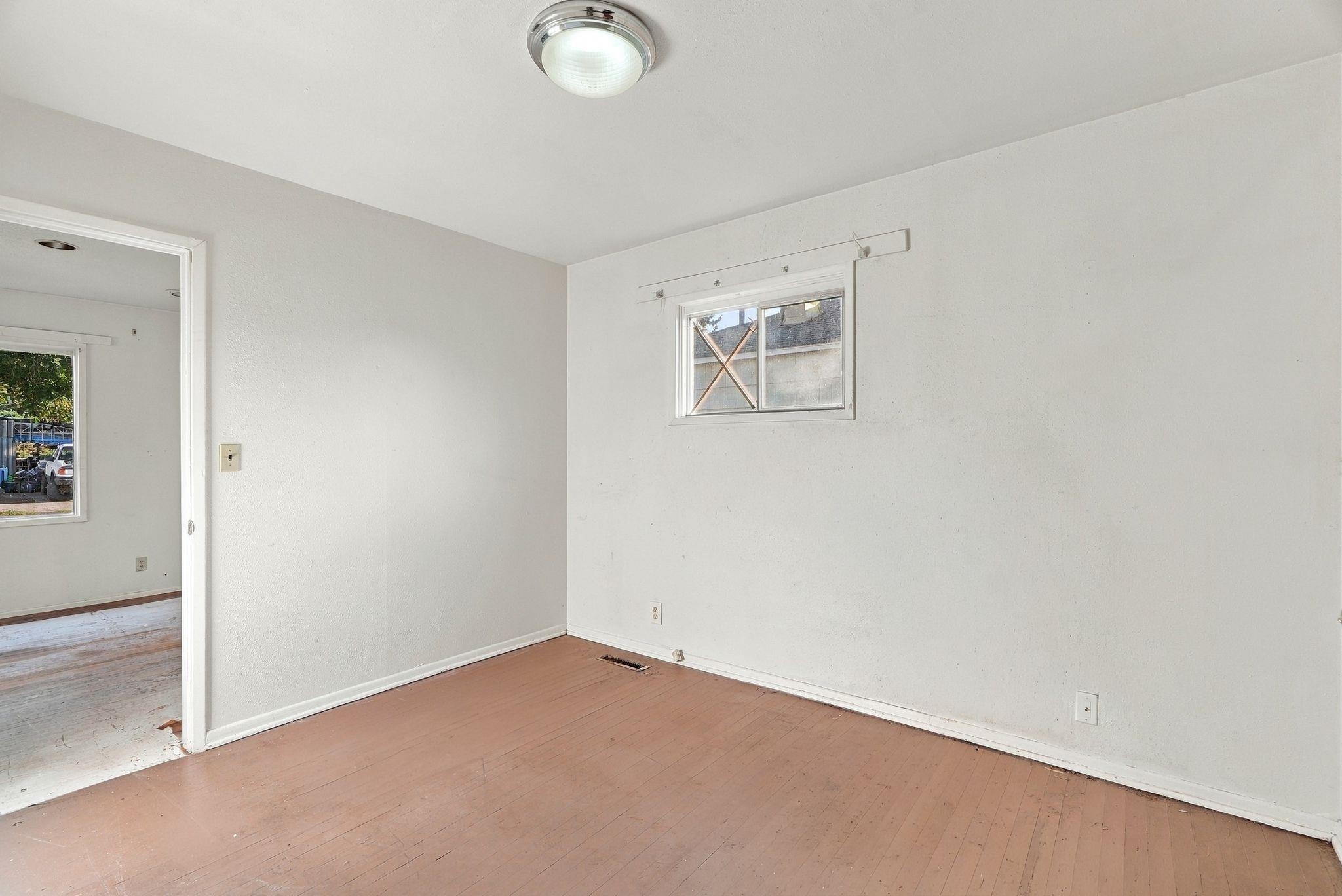 1620 E Ostrander Ave - Photo 9
