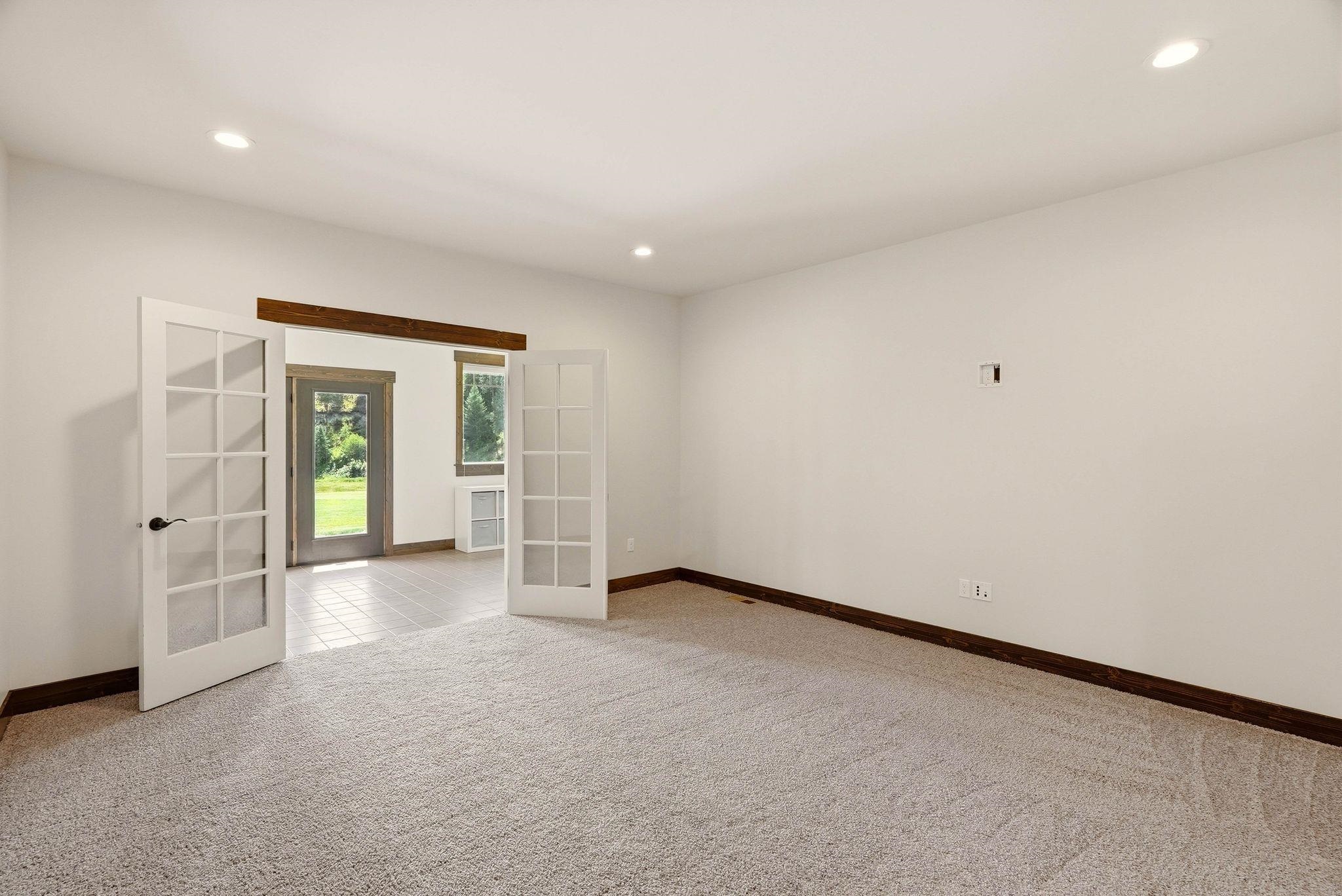 10638 HANGMAN VALLEY Rd - Photo 35