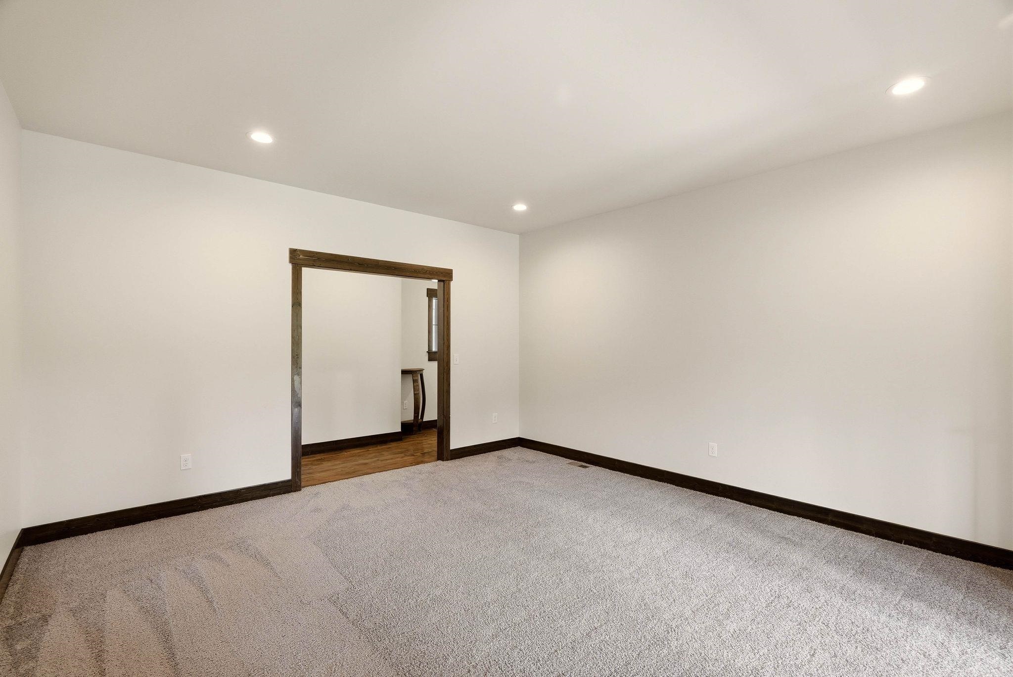 10638 HANGMAN VALLEY Rd - Photo 36