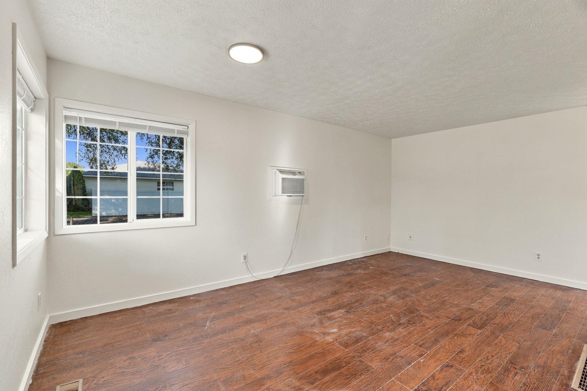 603 E Sanson Ave - Photo 5