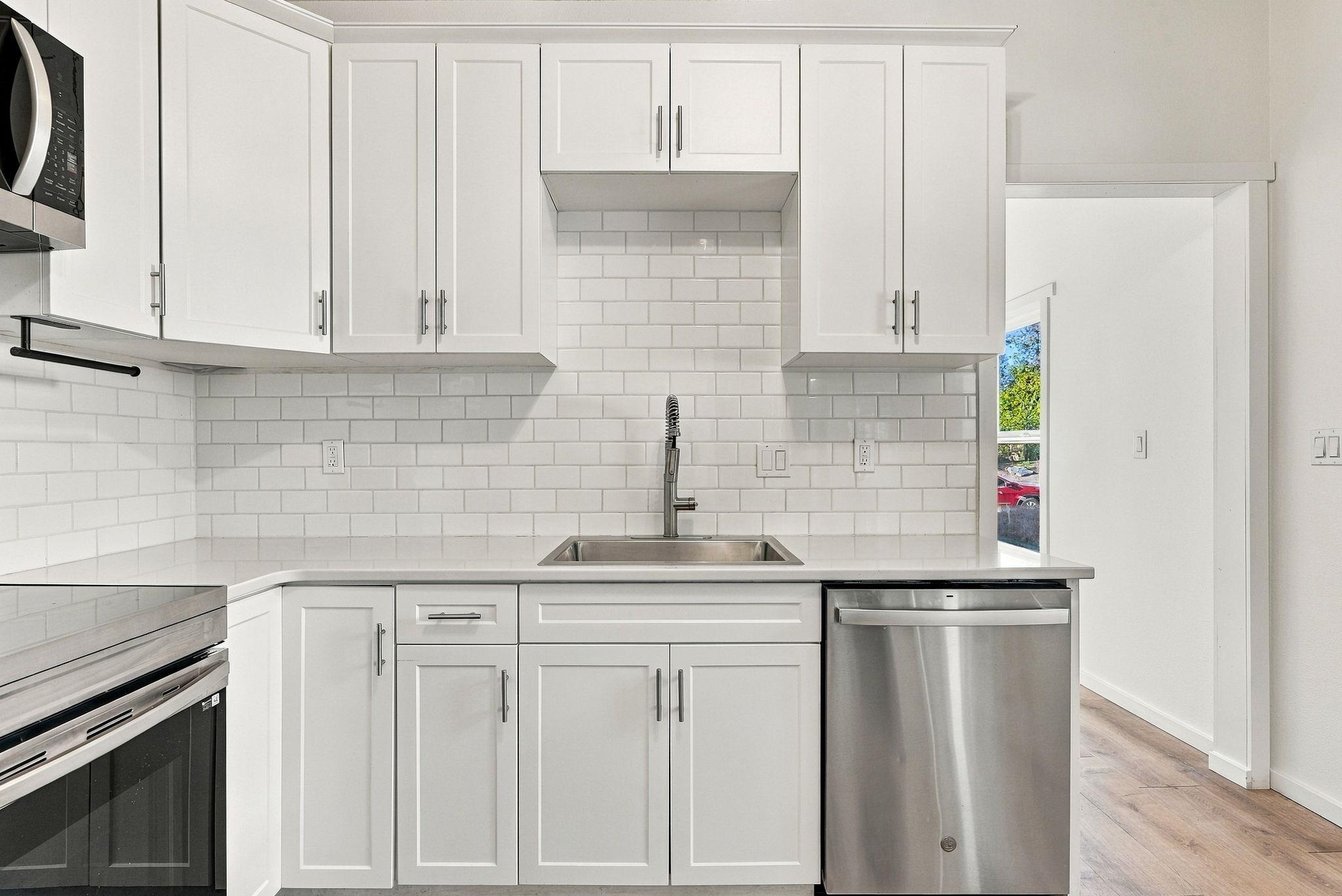 1332 E 29th Ave - Photo 13