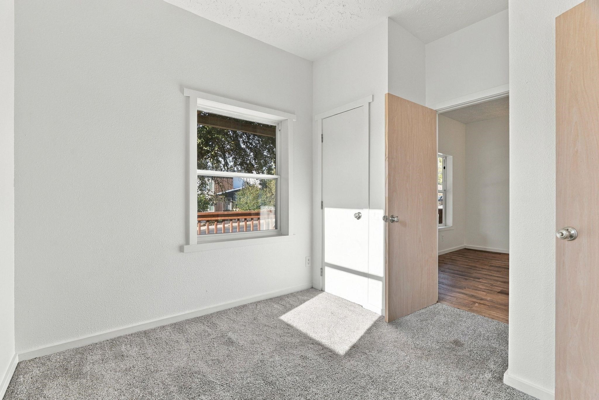 1332 E 29th Ave - Photo 16