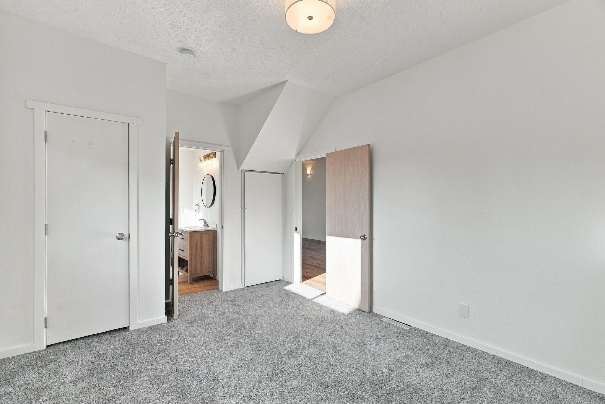 1332 E 29th Ave - Photo 20