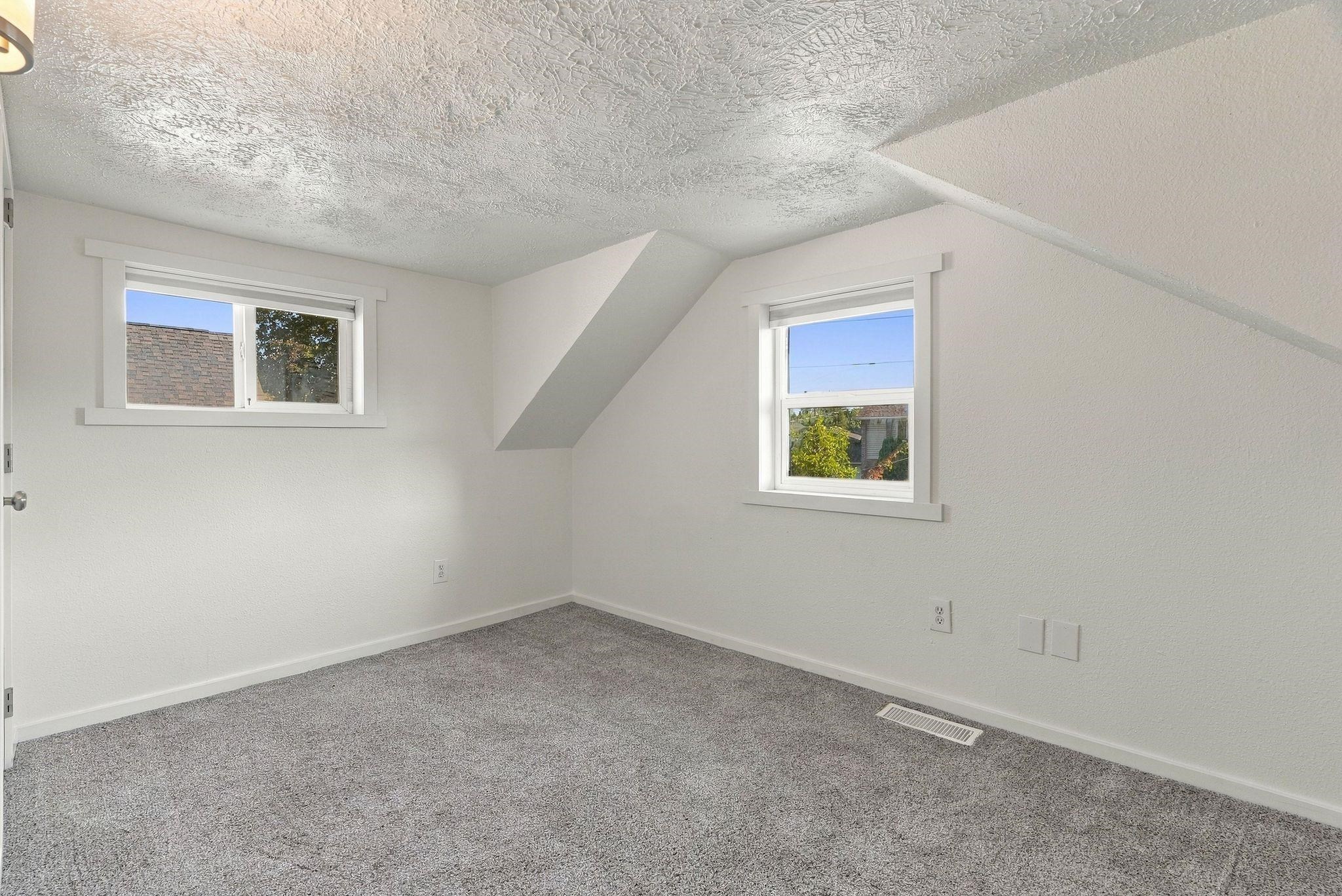 1332 E 29th Ave - Photo 21