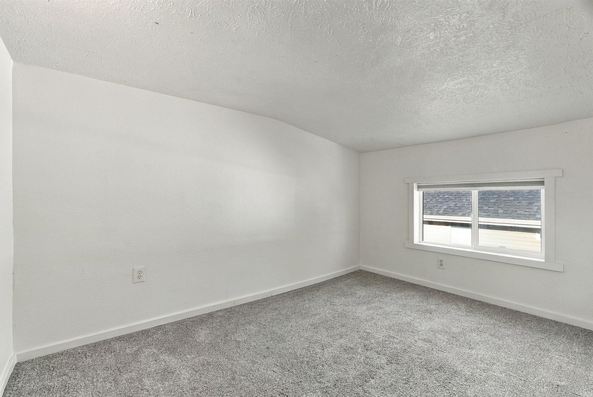 1332 E 29th Ave - Photo 25