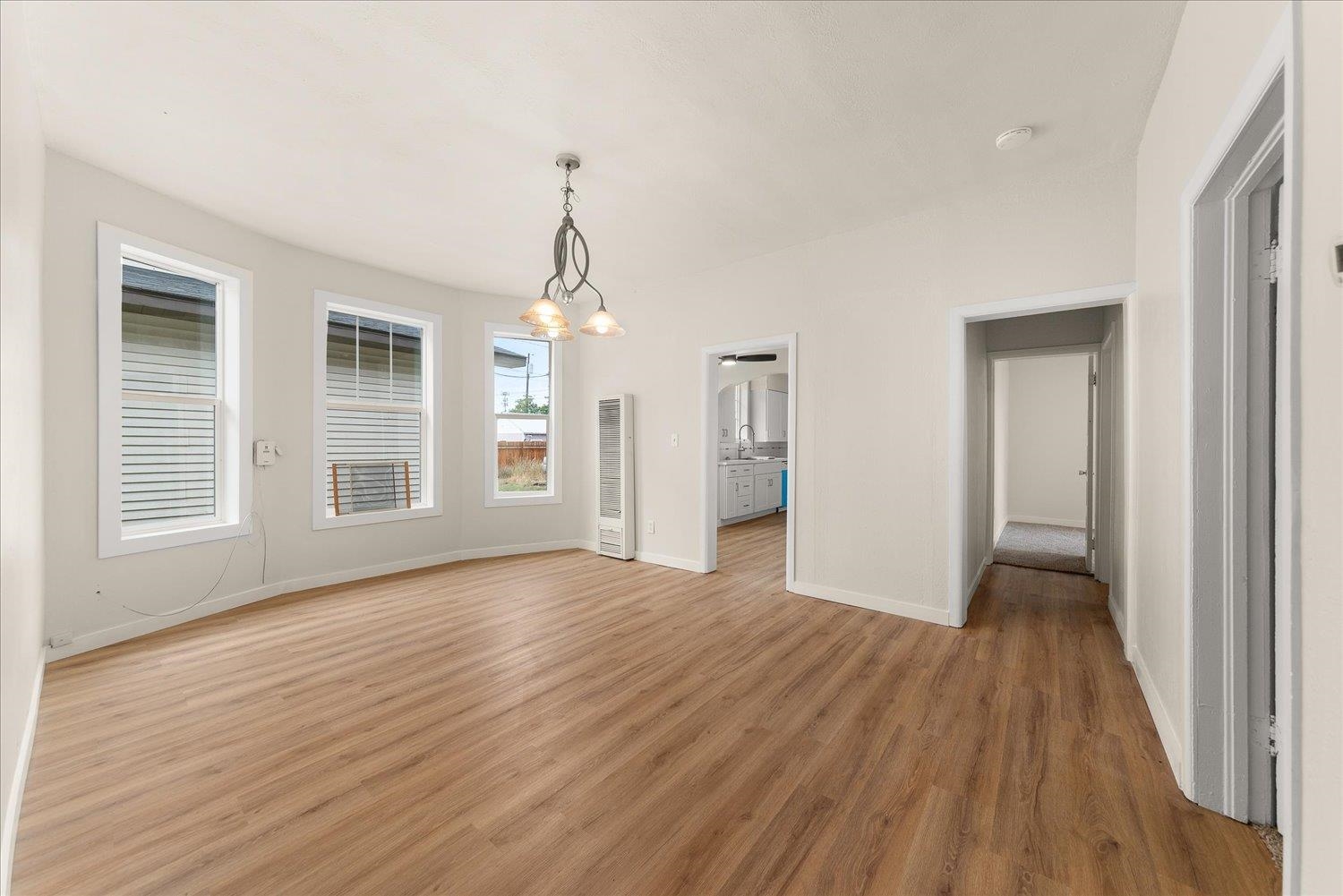 417/419 E MONTGOMERY Ave - Photo 4